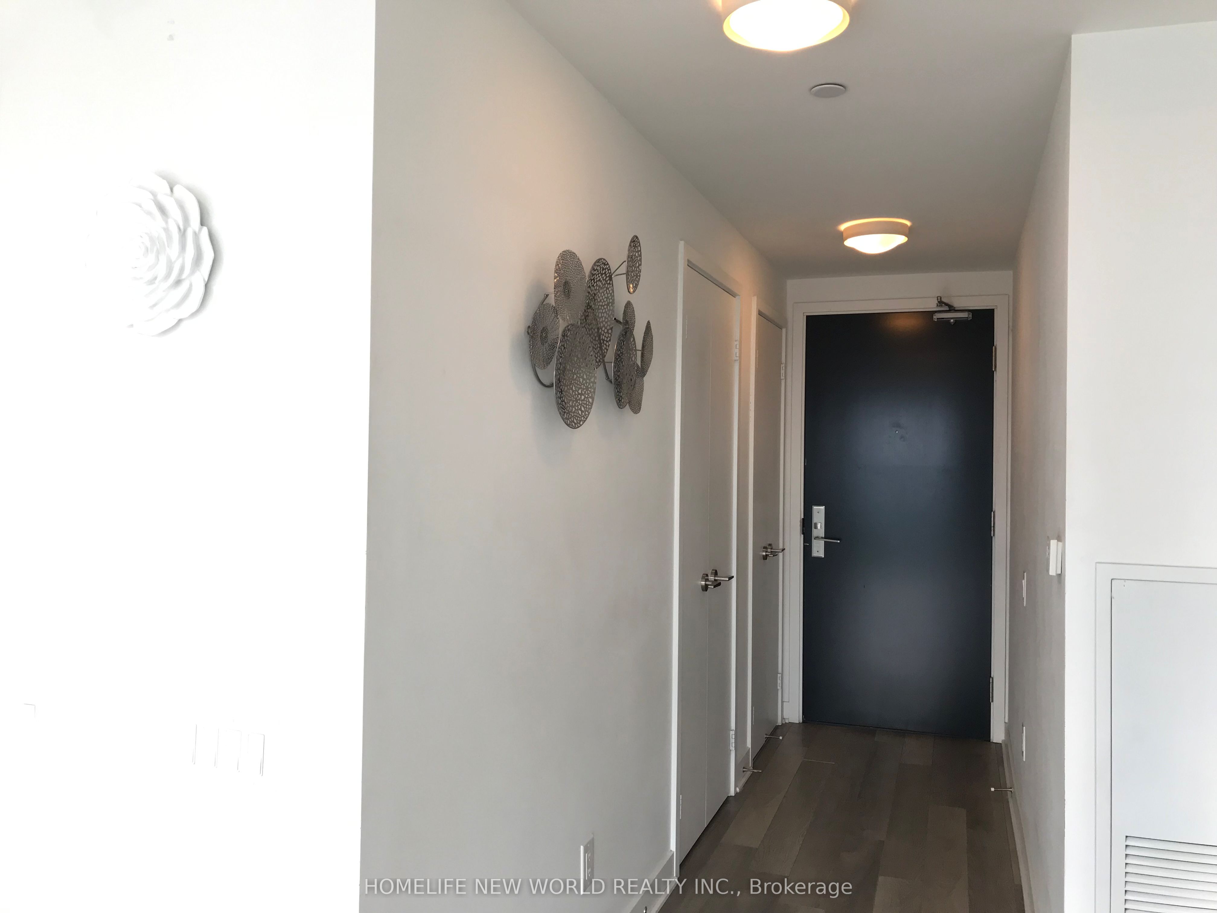290 Adelaide Street W 3401, Toronto, ON M5V 1P6 photo 2