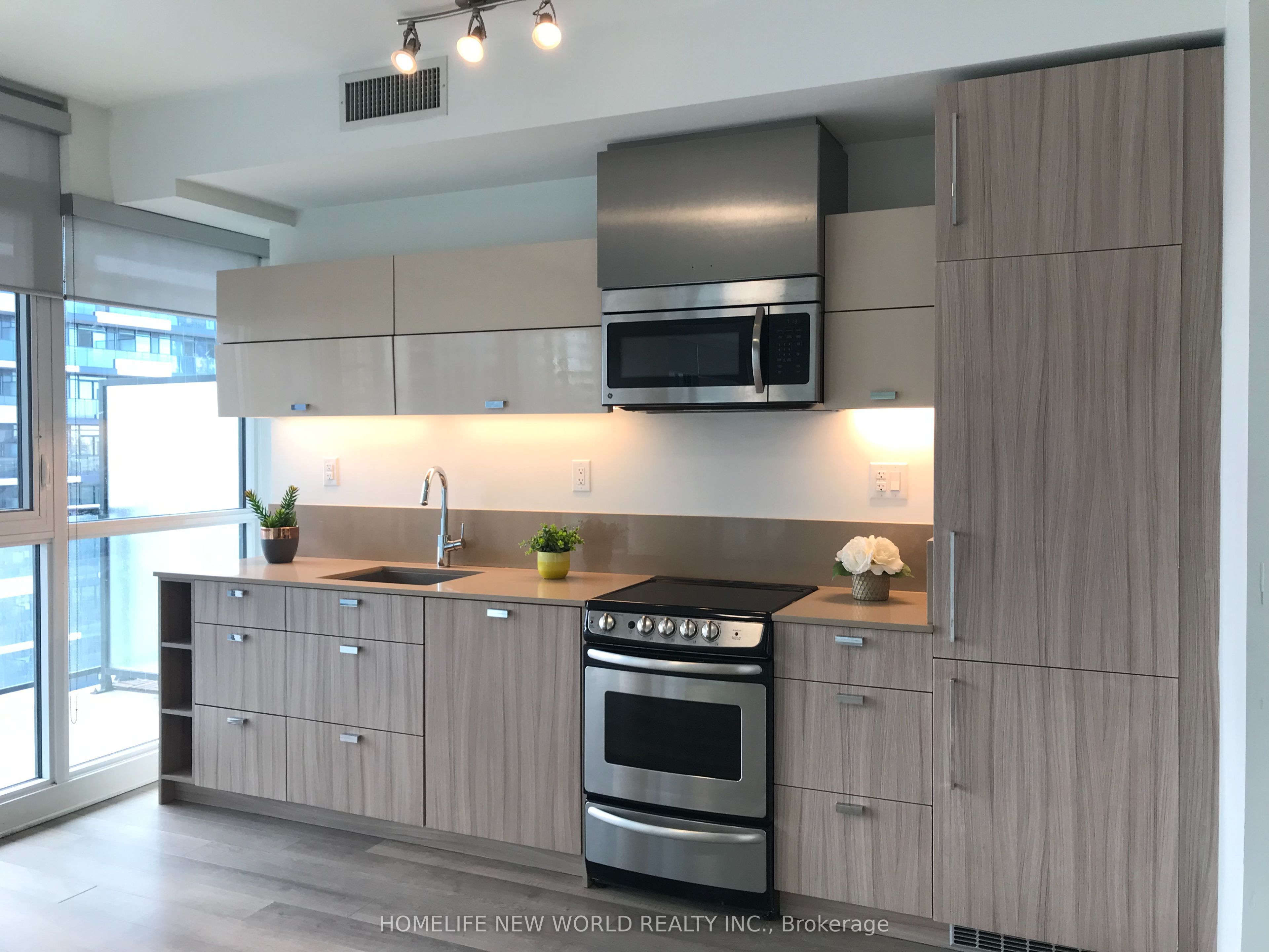 290 Adelaide Street W 3401, Toronto, ON M5V 1P6 photo 5