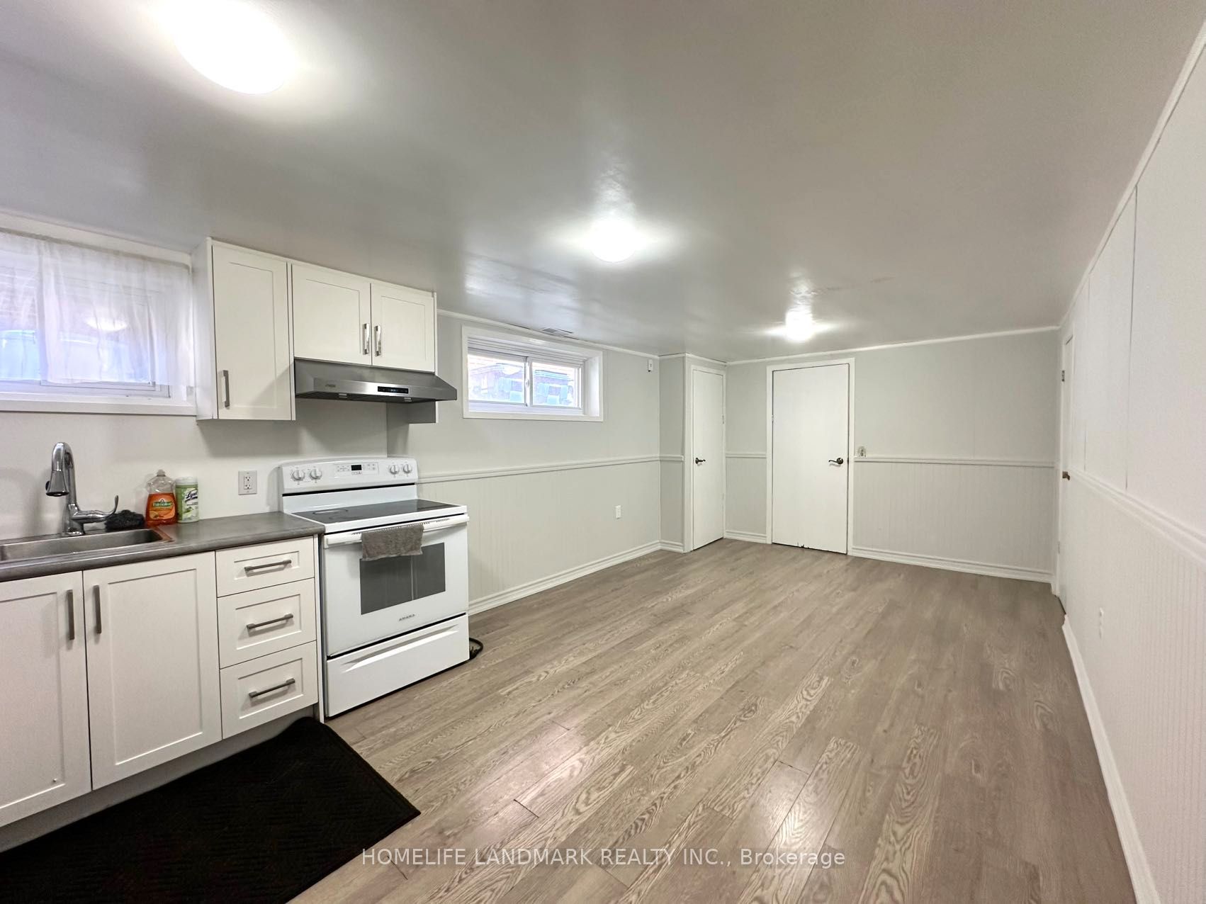48 Shaftesbury Street Lower, Toronto, ON M3H 5L8