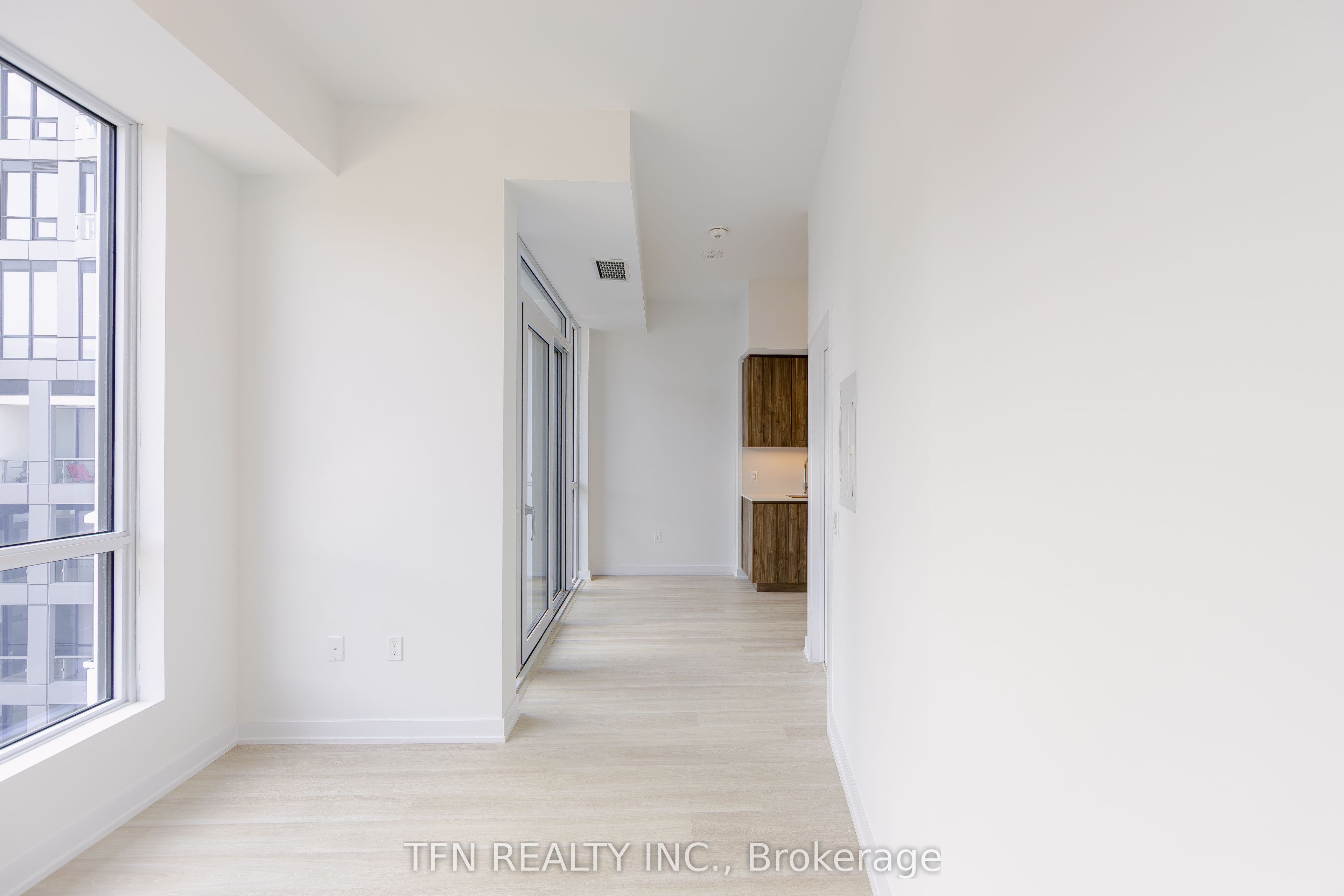 15 Richardson Street 1107, Toronto, ON M5A 0Y5 photo 3