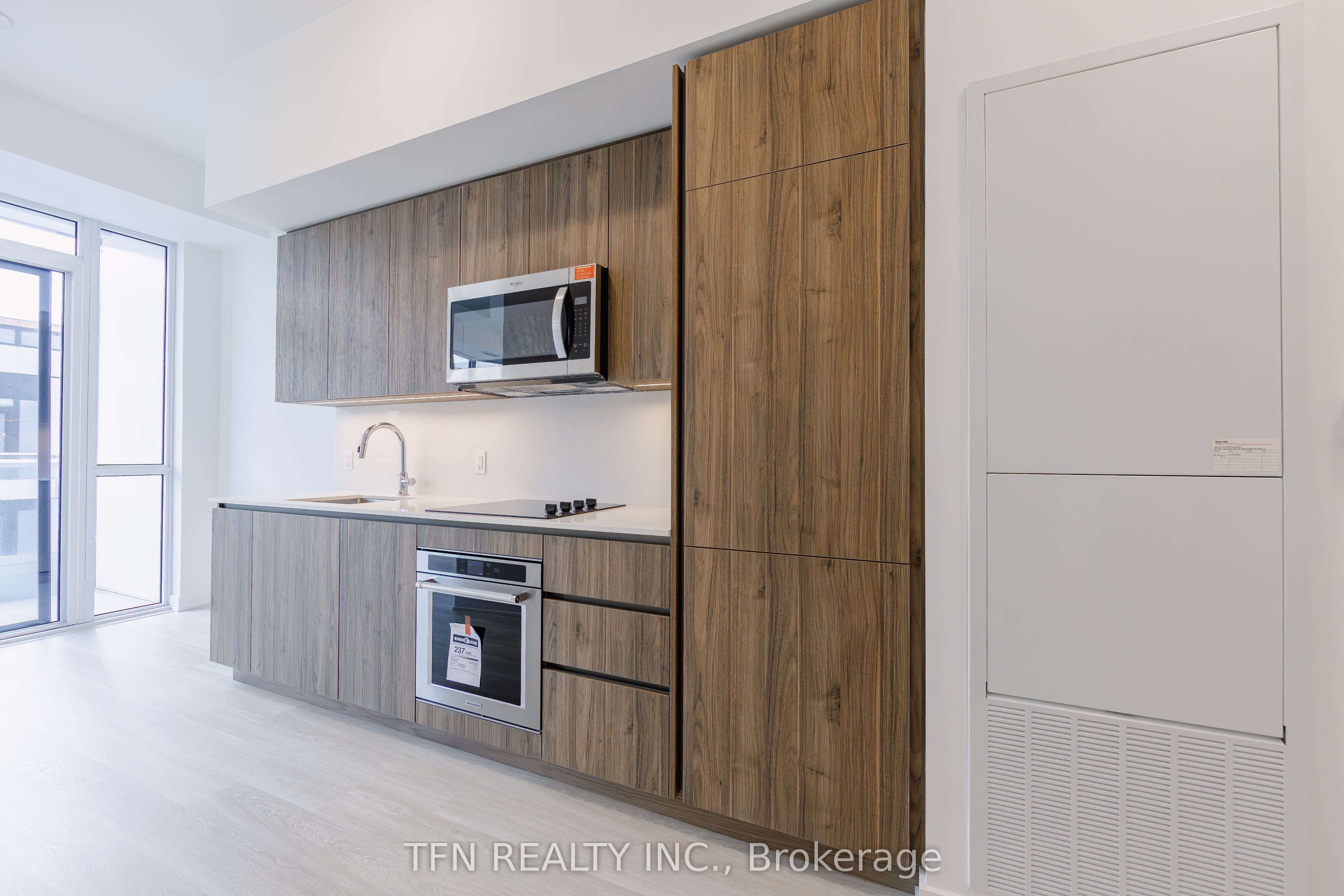 15 Richardson Street 1107, Toronto, ON M5A 0Y5 photo 5