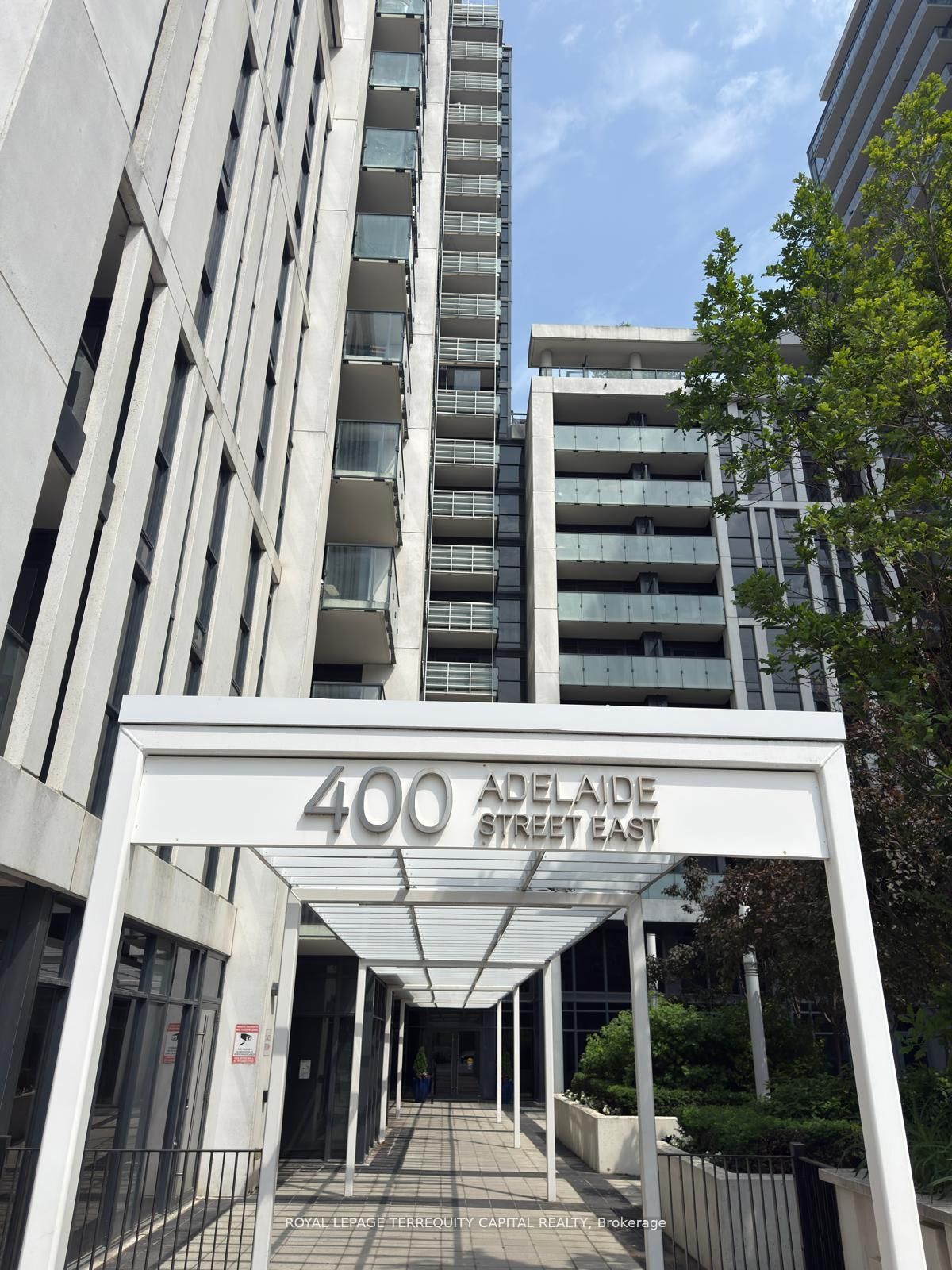 400 Adelaide Street E 504, Toronto, ON M5A 1N4