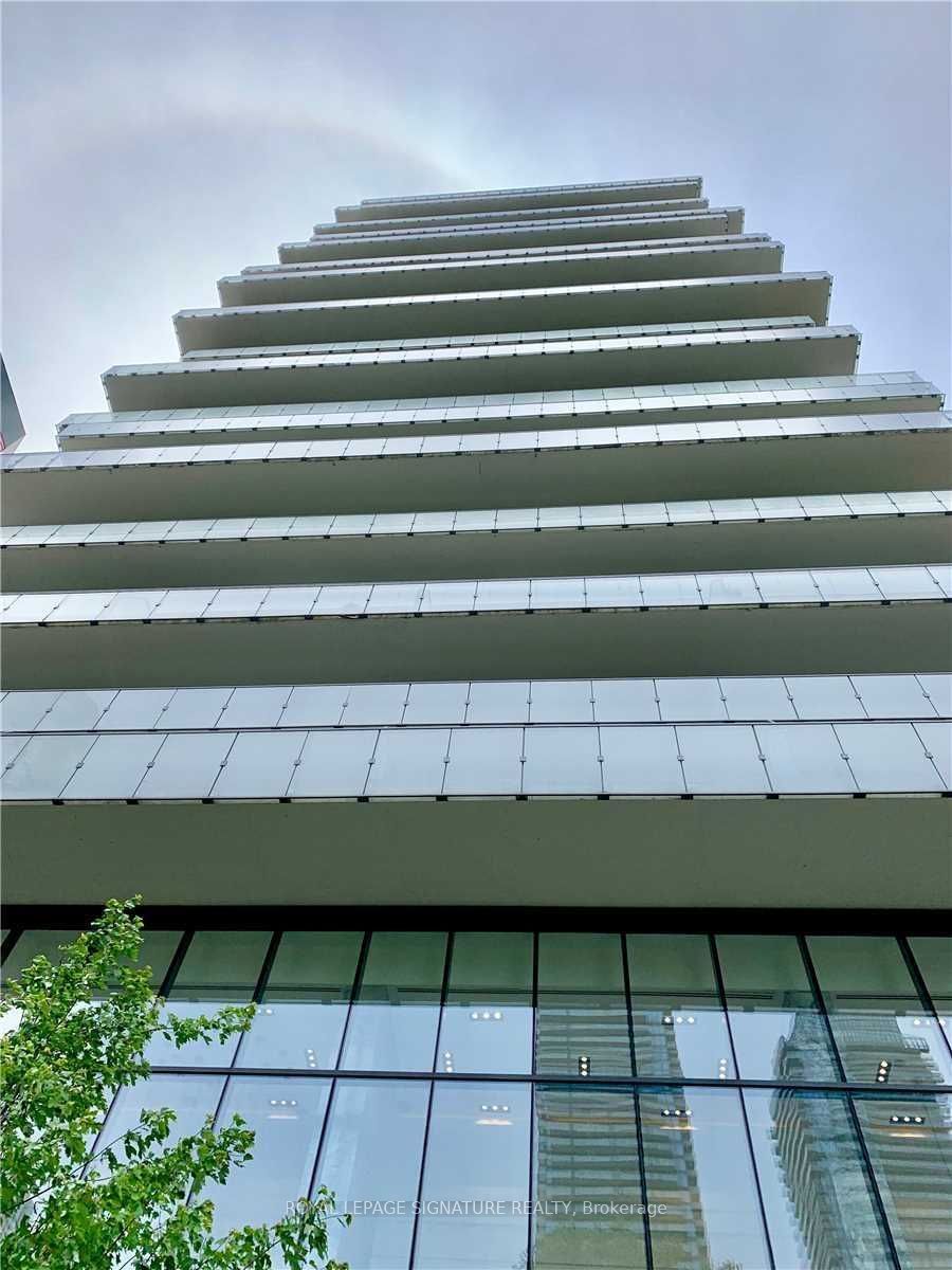 57 St Joseph Street 2709, Toronto, ON M5S 0C5 photo 2