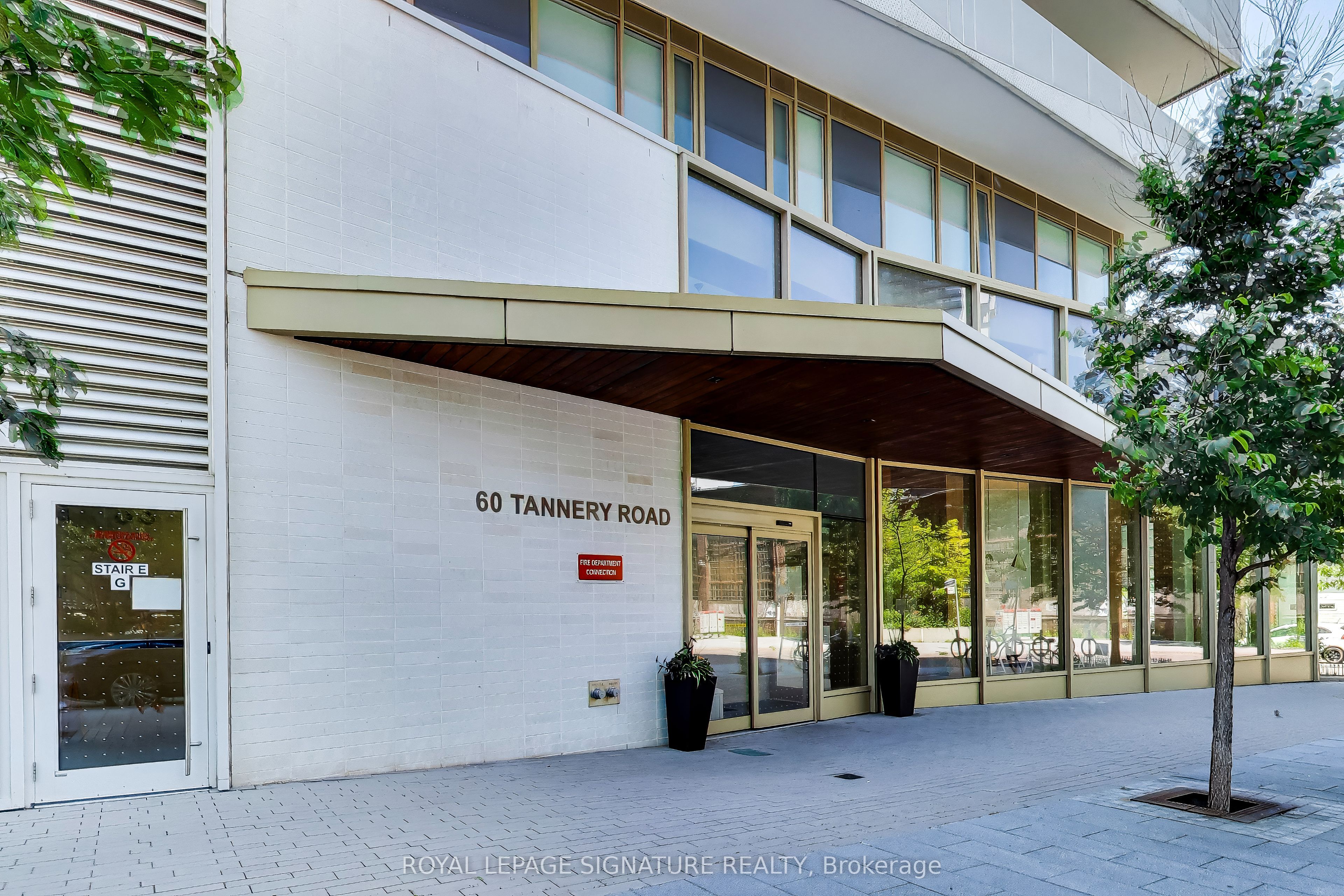 60 Tannery Road 1005, Toronto, ON M5A 0S8 photo 4