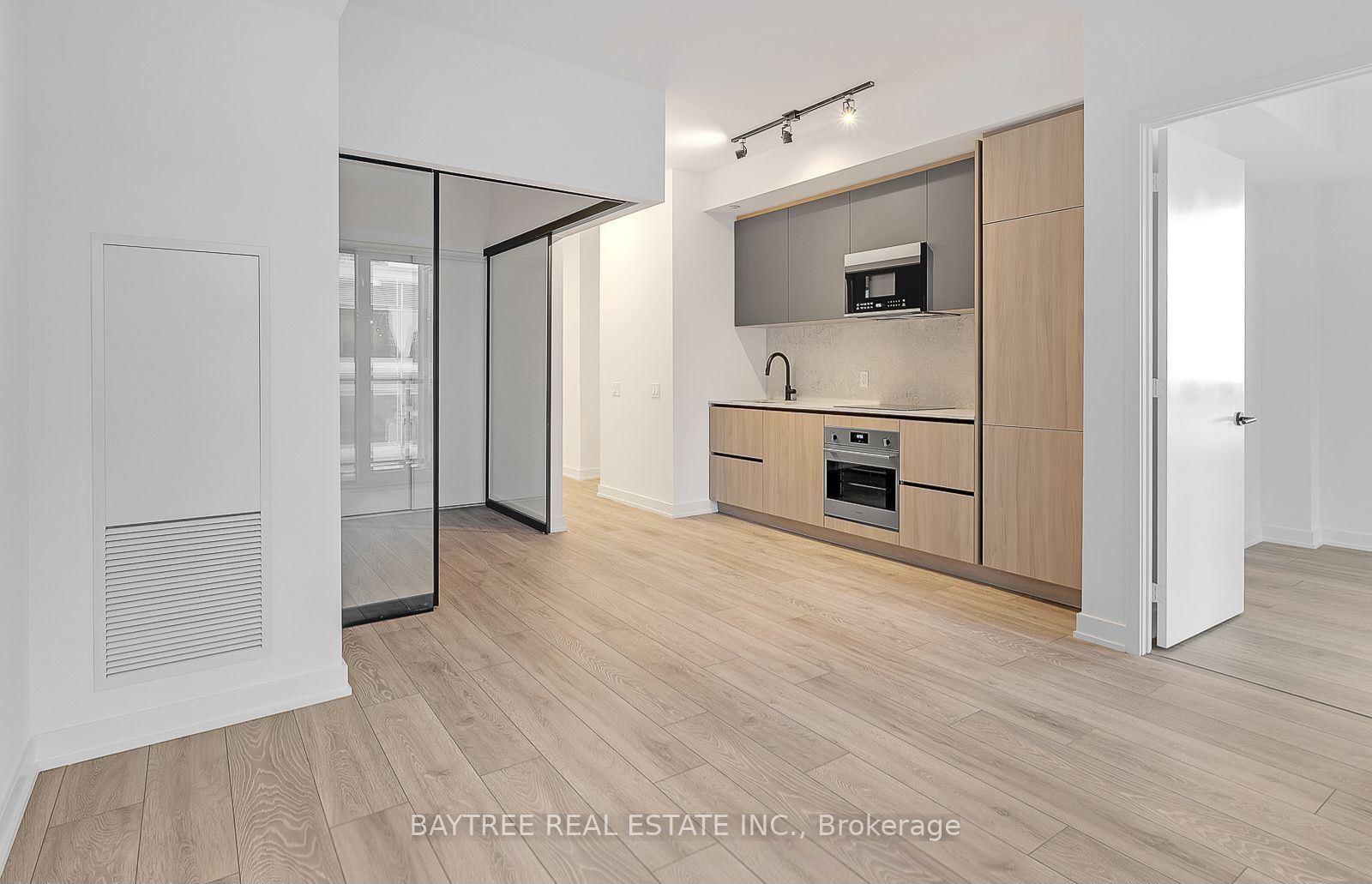 108 Peter Street 2703, Toronto, ON M5V 2G7 photo 2