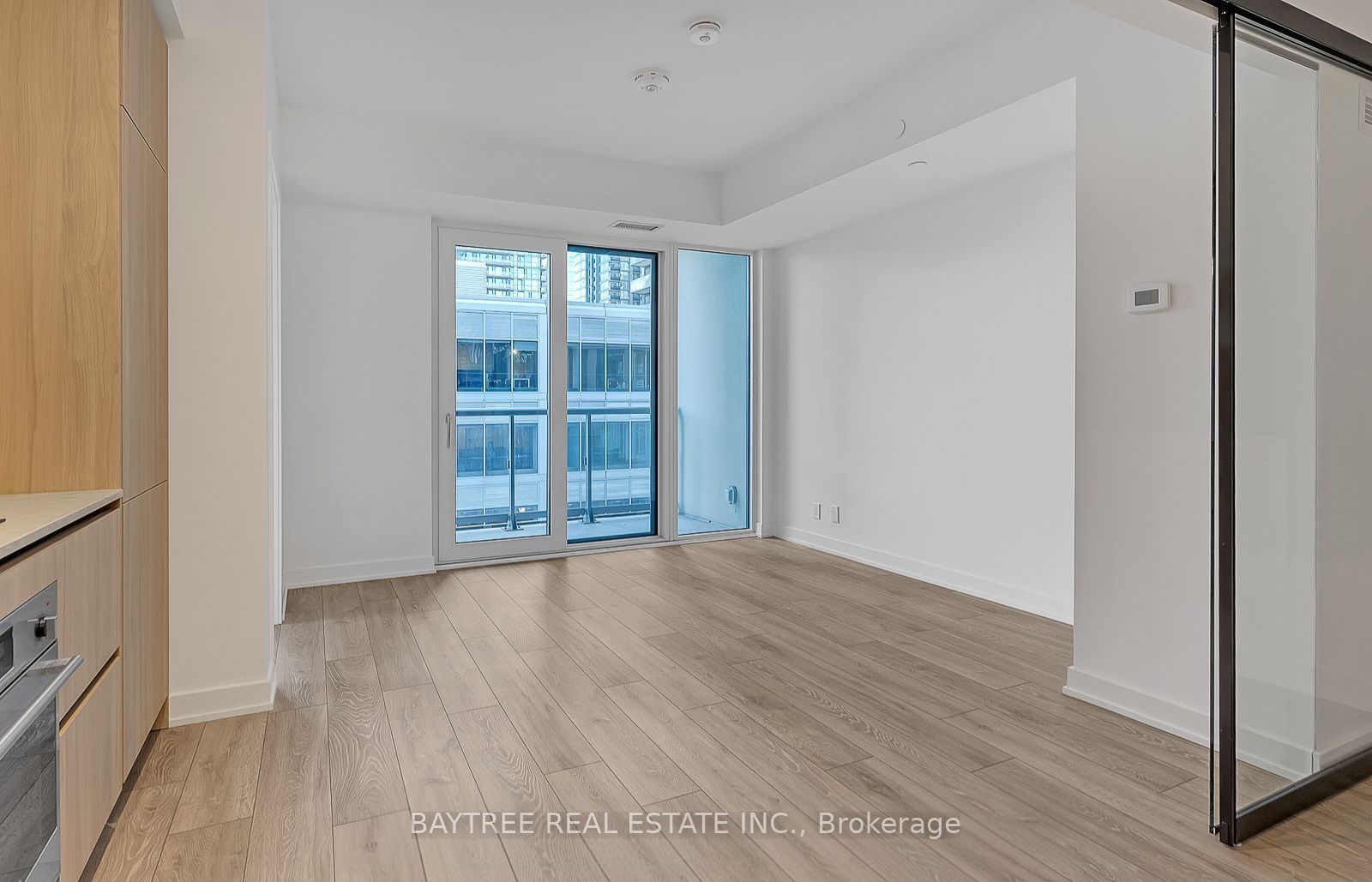 108 Peter Street 2703, Toronto, ON M5V 2G7 photo 5