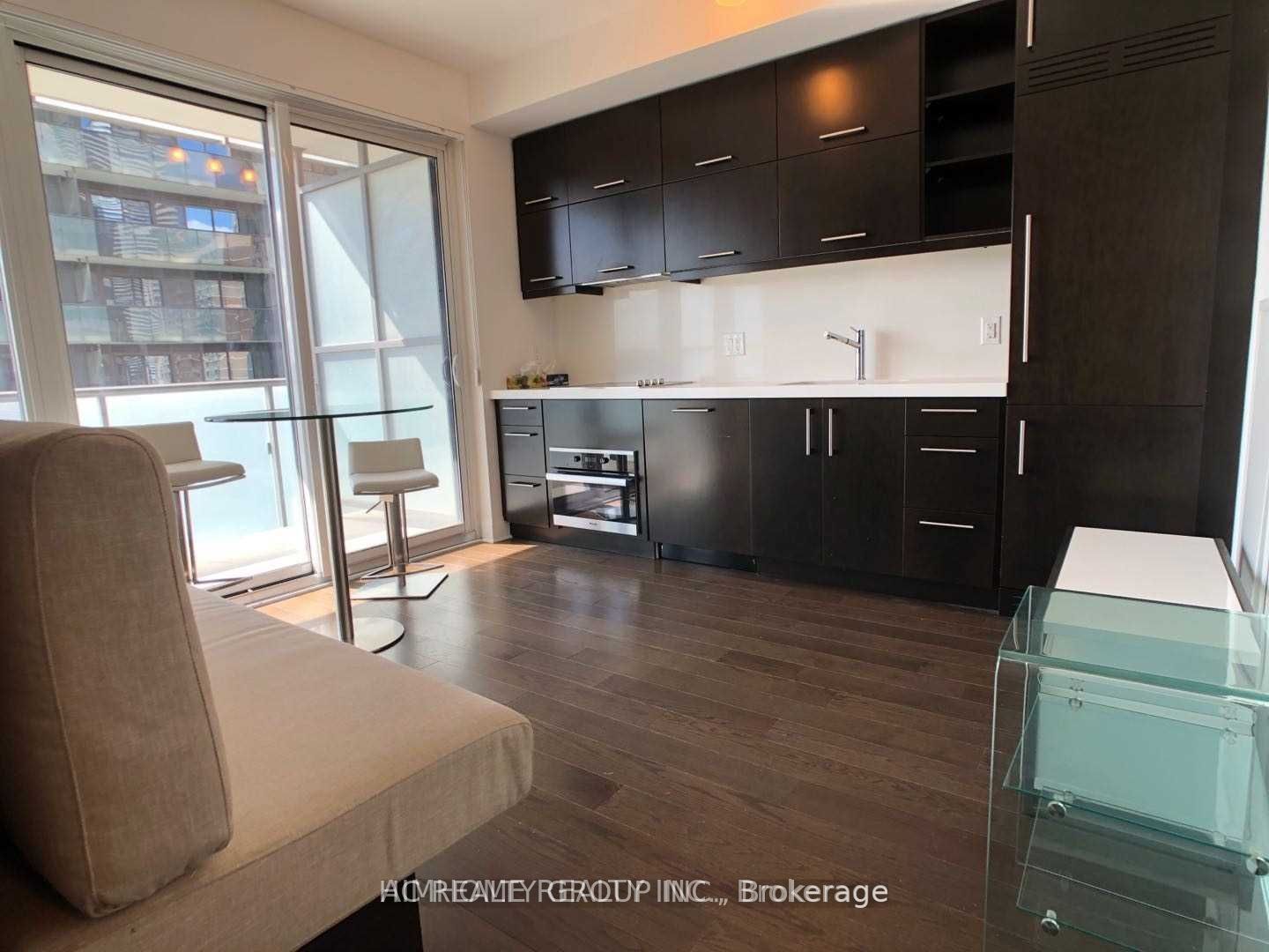 1080 Bay Street 707, Toronto, ON M5S 0A5 photo 4