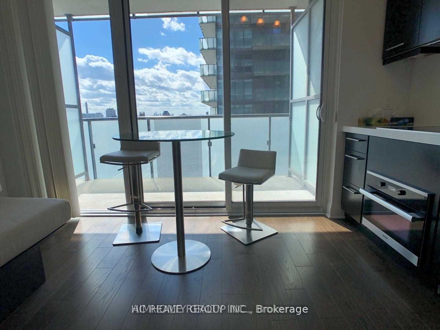 1080 Bay Street 707, Toronto, ON M5S 0A5 photo 5