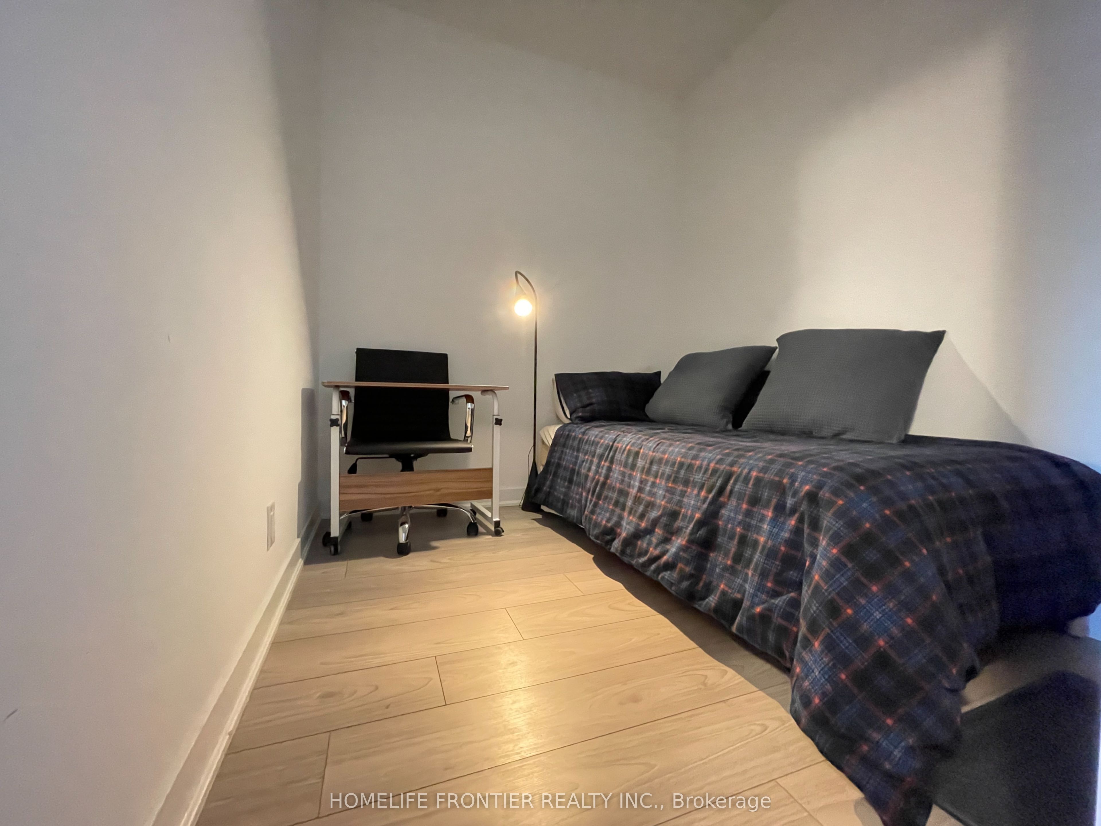 120 Parliament Street 1509, Toronto, ON M5A 0N6 photo 5