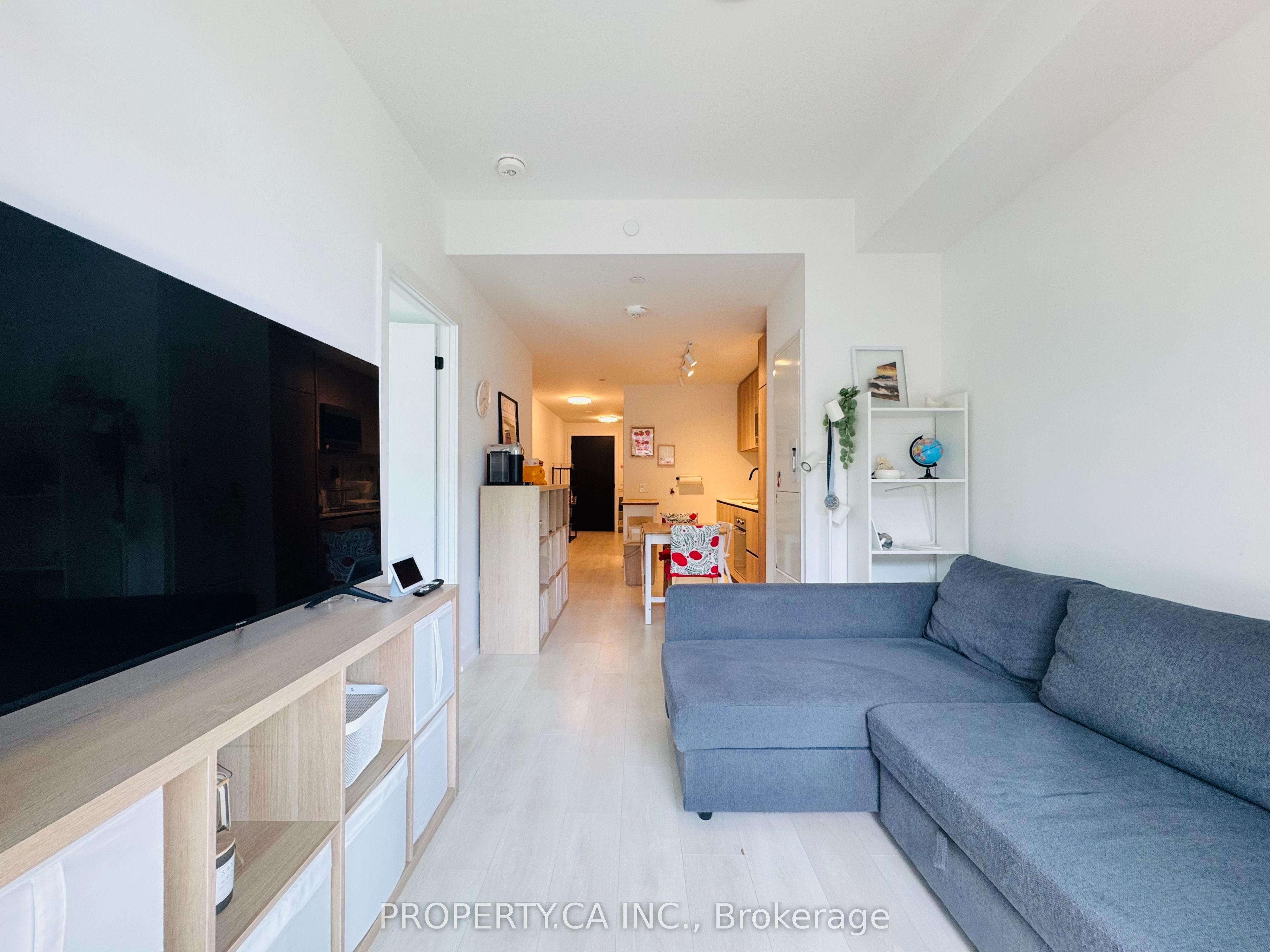 127 Broadway Avenue 803, Toronto, ON M4P 1V4 photo 4