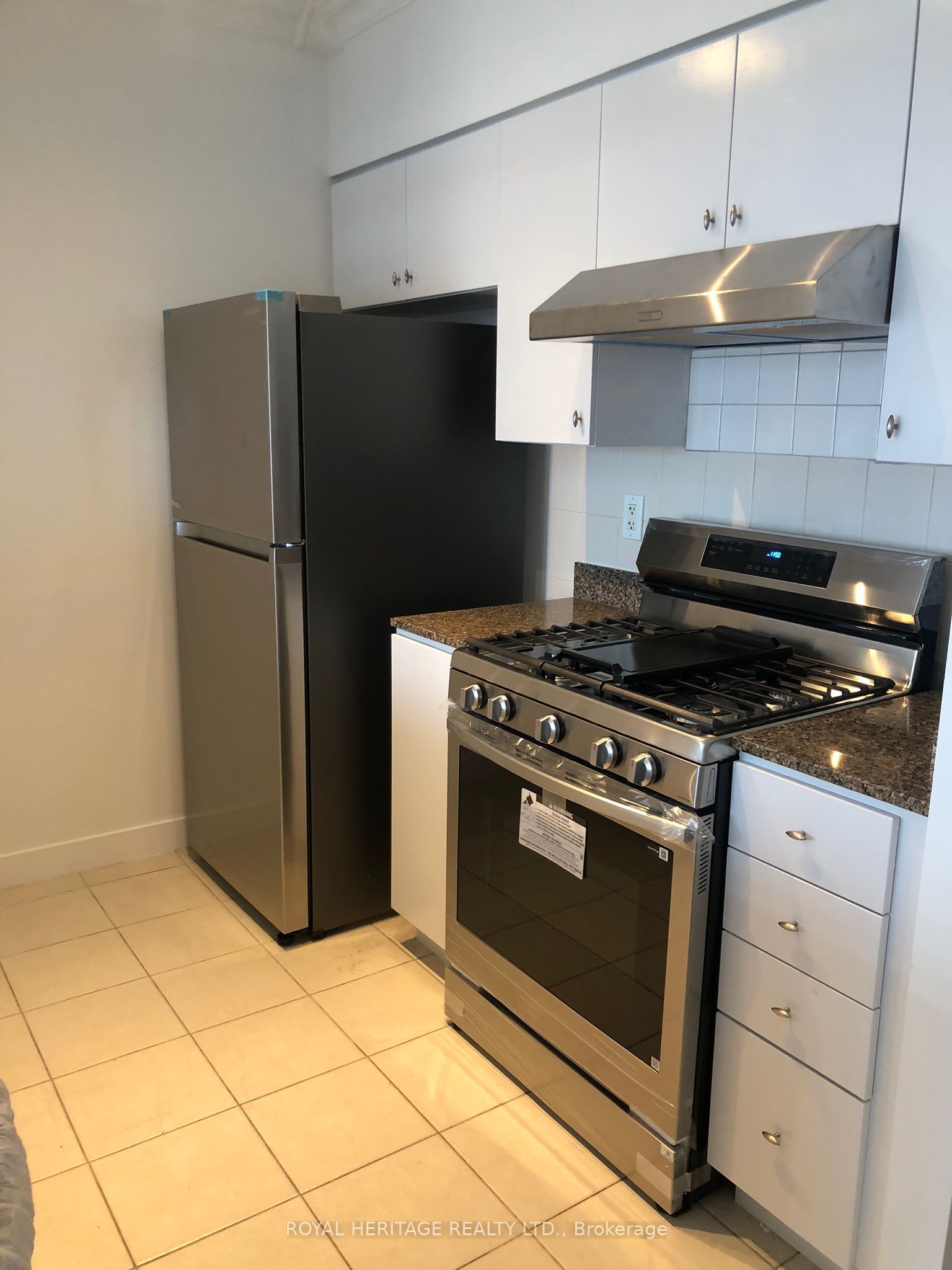 10 Navy Wharf Court 2301, Toronto, ON M5V 3V2 photo 3