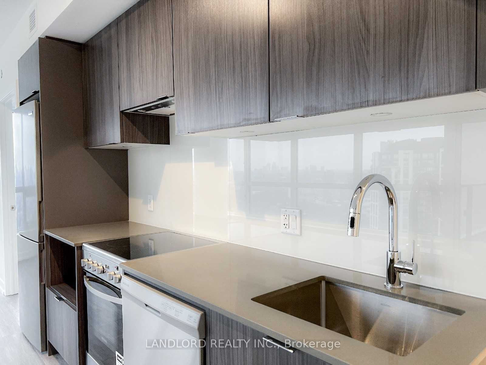 395 Bloor Street E 2305, Toronto, ON M4W 0B4 photo 5