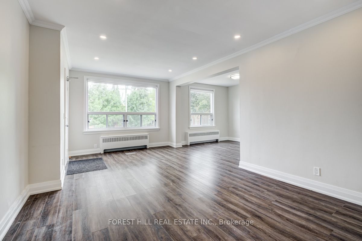 11 Markdale Avenue 1, Toronto, ON M6C 1S8 photo 5