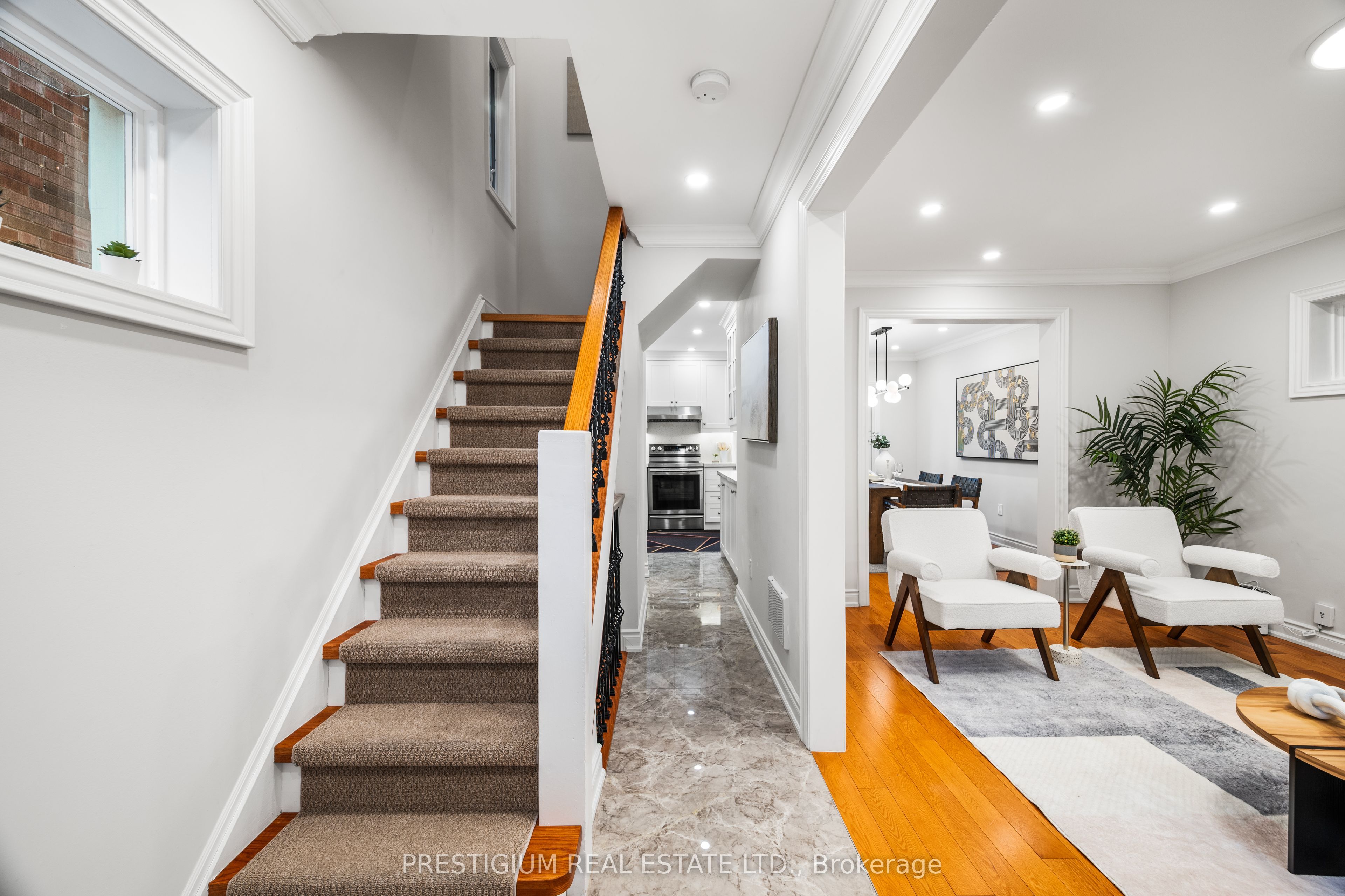 556 Davisville Avenue, Toronto, ON M4S 1J5 photo 5
