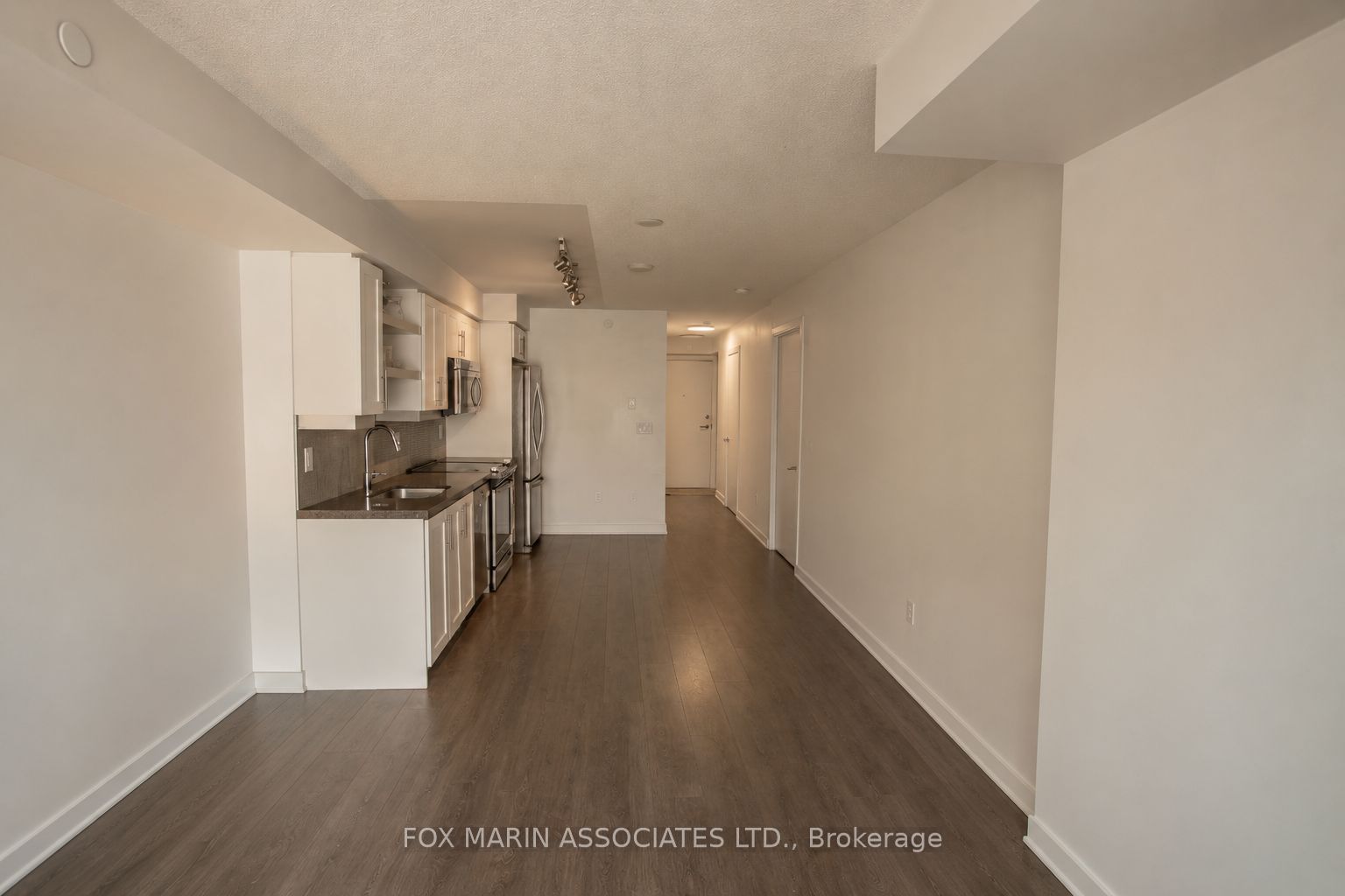 525 Adelaide Street W 614, Toronto, ON M5V 1T6 photo 5