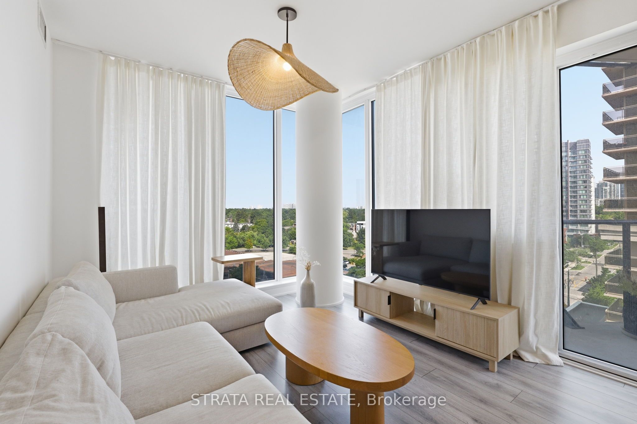 15 ELLERSLIE Avenue 708, Toronto, ON M2N 0L7 photo 2