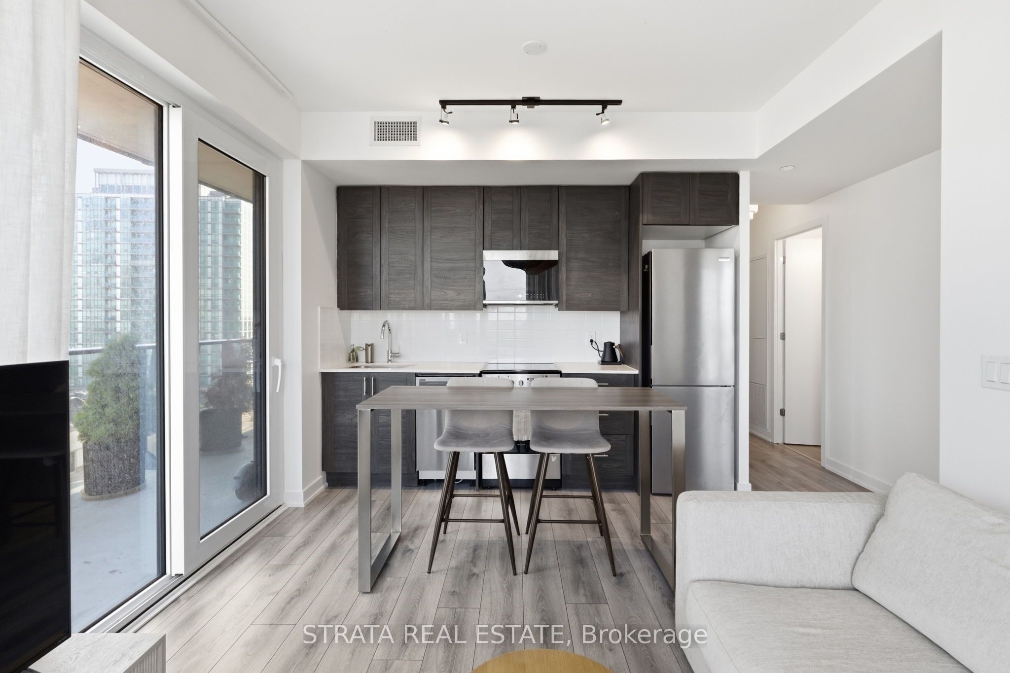 15 ELLERSLIE Avenue 708, Toronto, ON M2N 0L7 photo 5