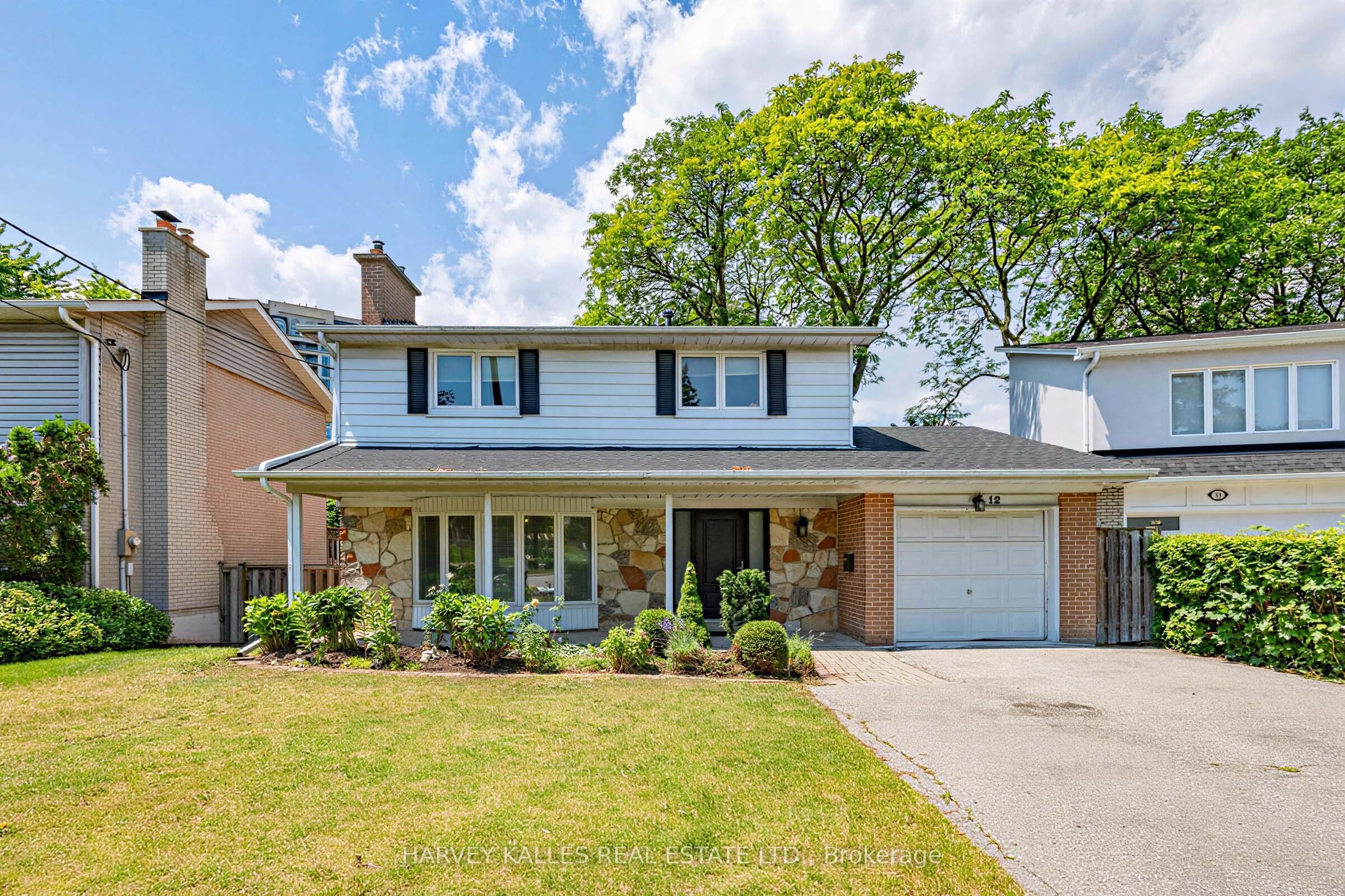 12 Longhope Place, Toronto, ON M2J 1Y2 photo 2