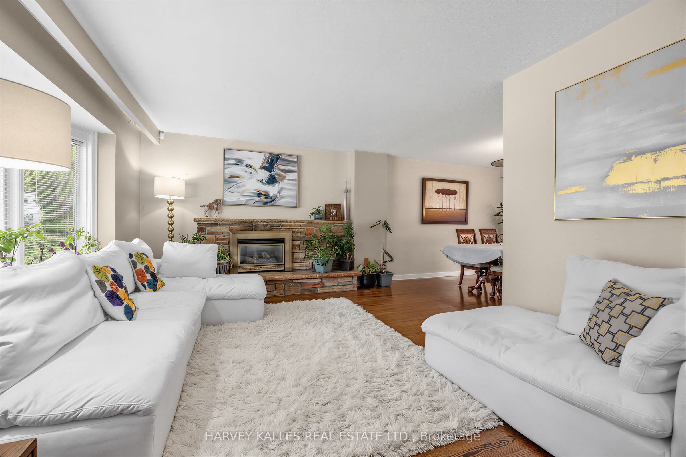 12 Longhope Place, Toronto, ON M2J 1Y2 photo 3