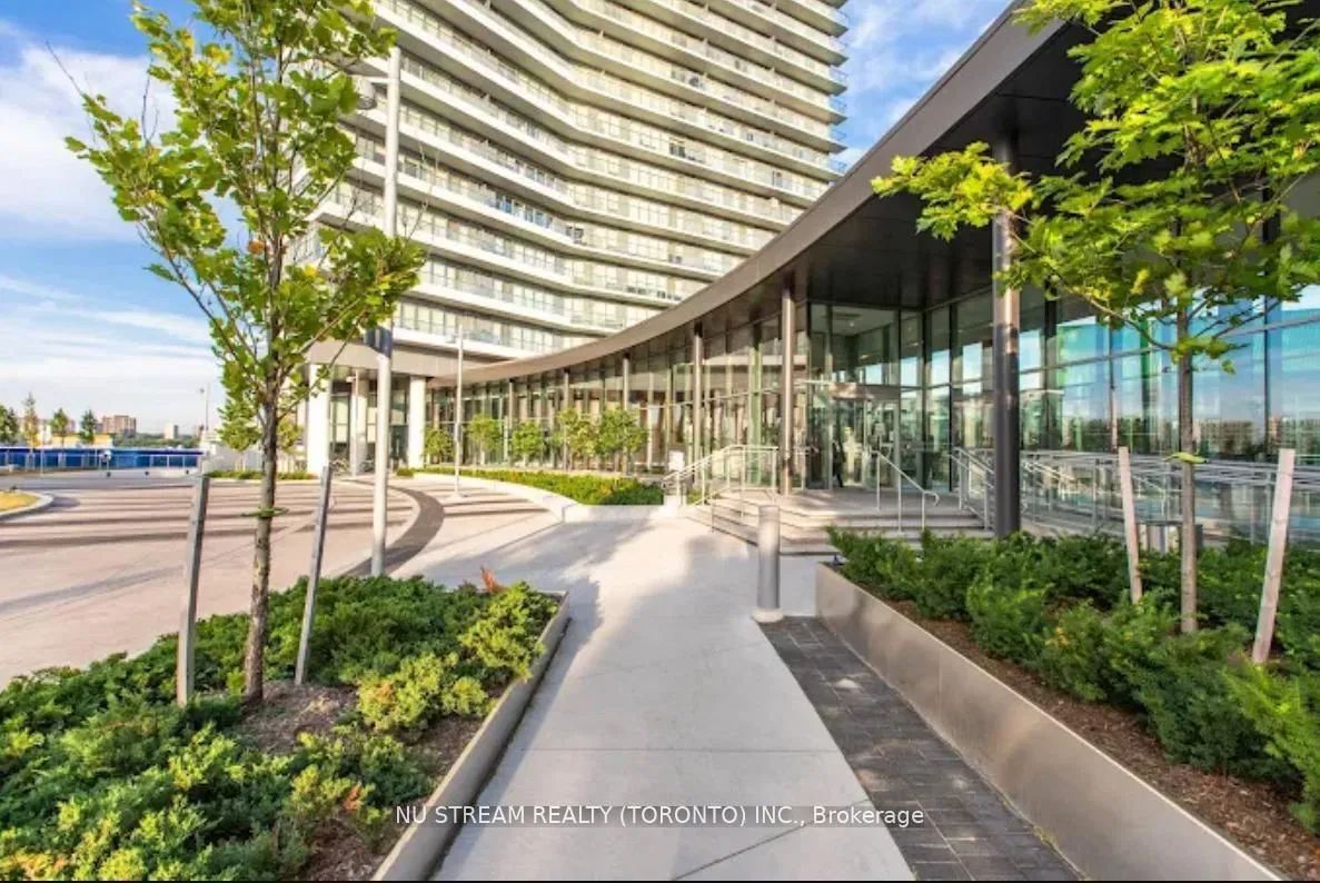 115 McMahon Drive S 3812, Toronto, ON M2K 0E3 photo 2