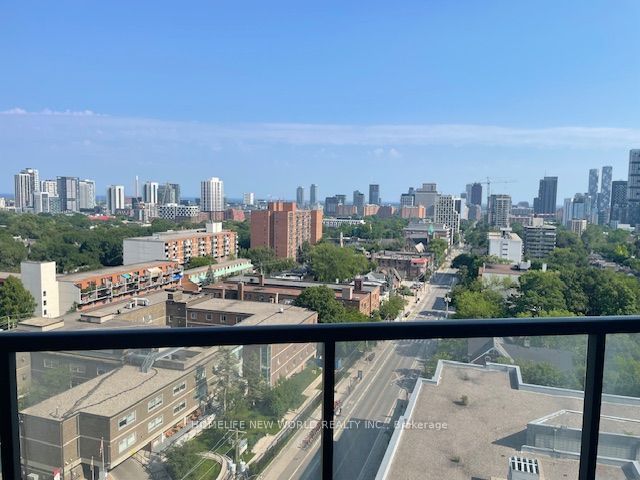 159 Wellesley Street E 1105, Toronto, ON M4Y 0H5 photo 2