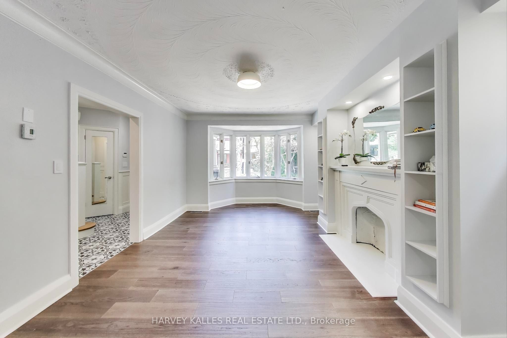 338 Markham Street, Toronto, ON M6G 2K9 photo 4