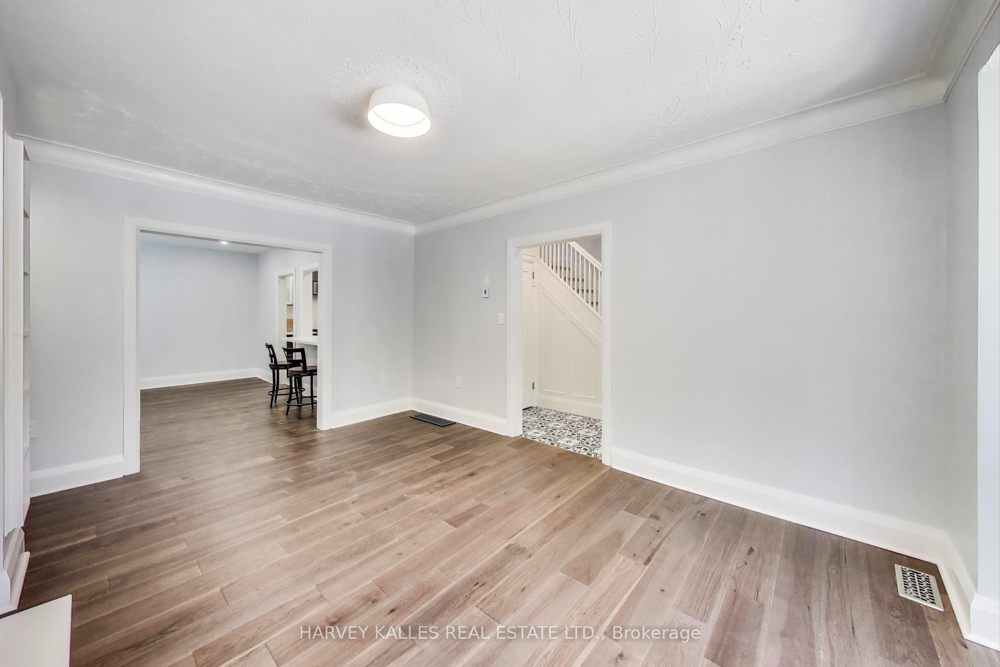 338 Markham Street, Toronto, ON M6G 2K9 photo 5