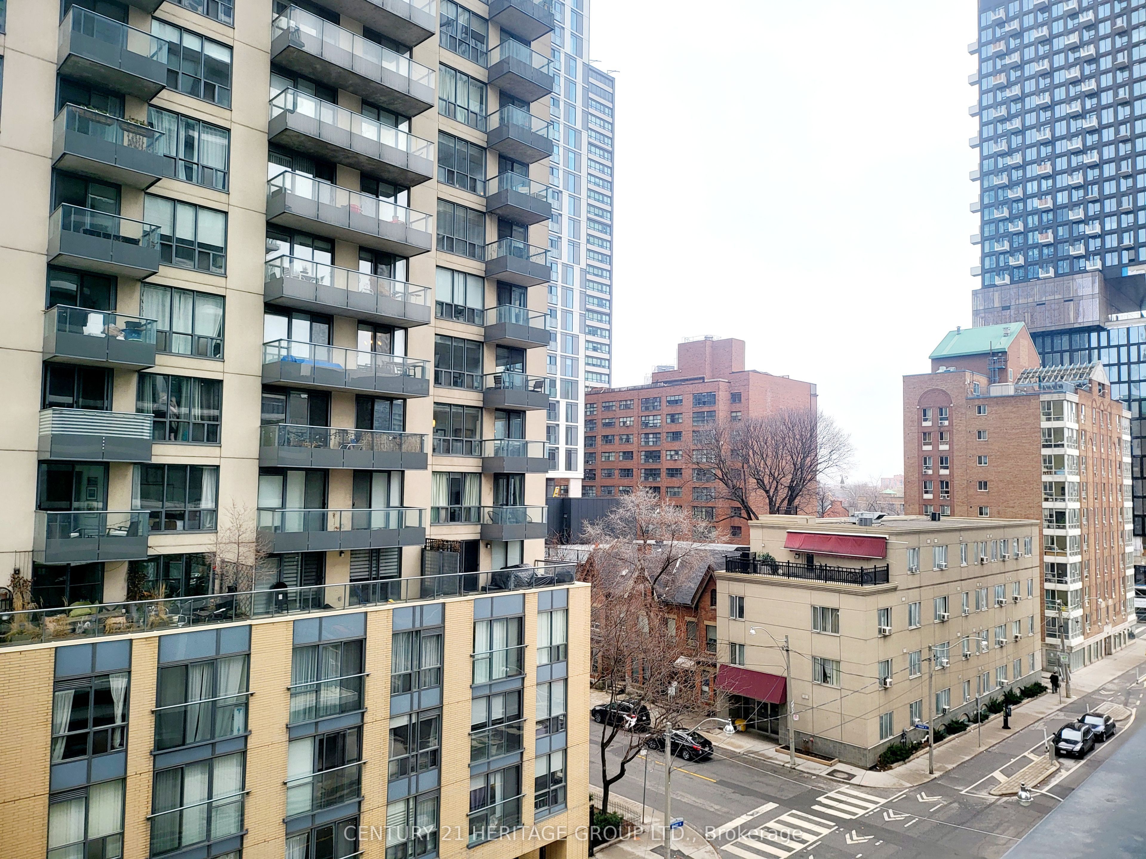 77 Shuter Street 613, Toronto, ON M5B 0B8 photo 3
