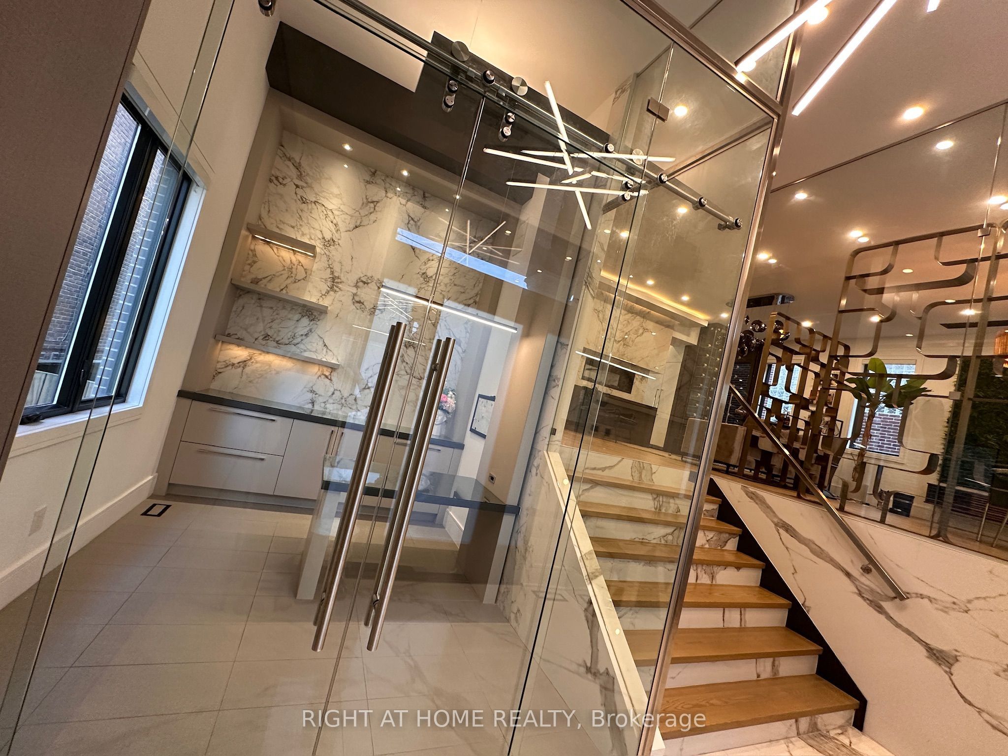 75 Dunblaine Avenue, Toronto, ON M5M 2S2 photo 3