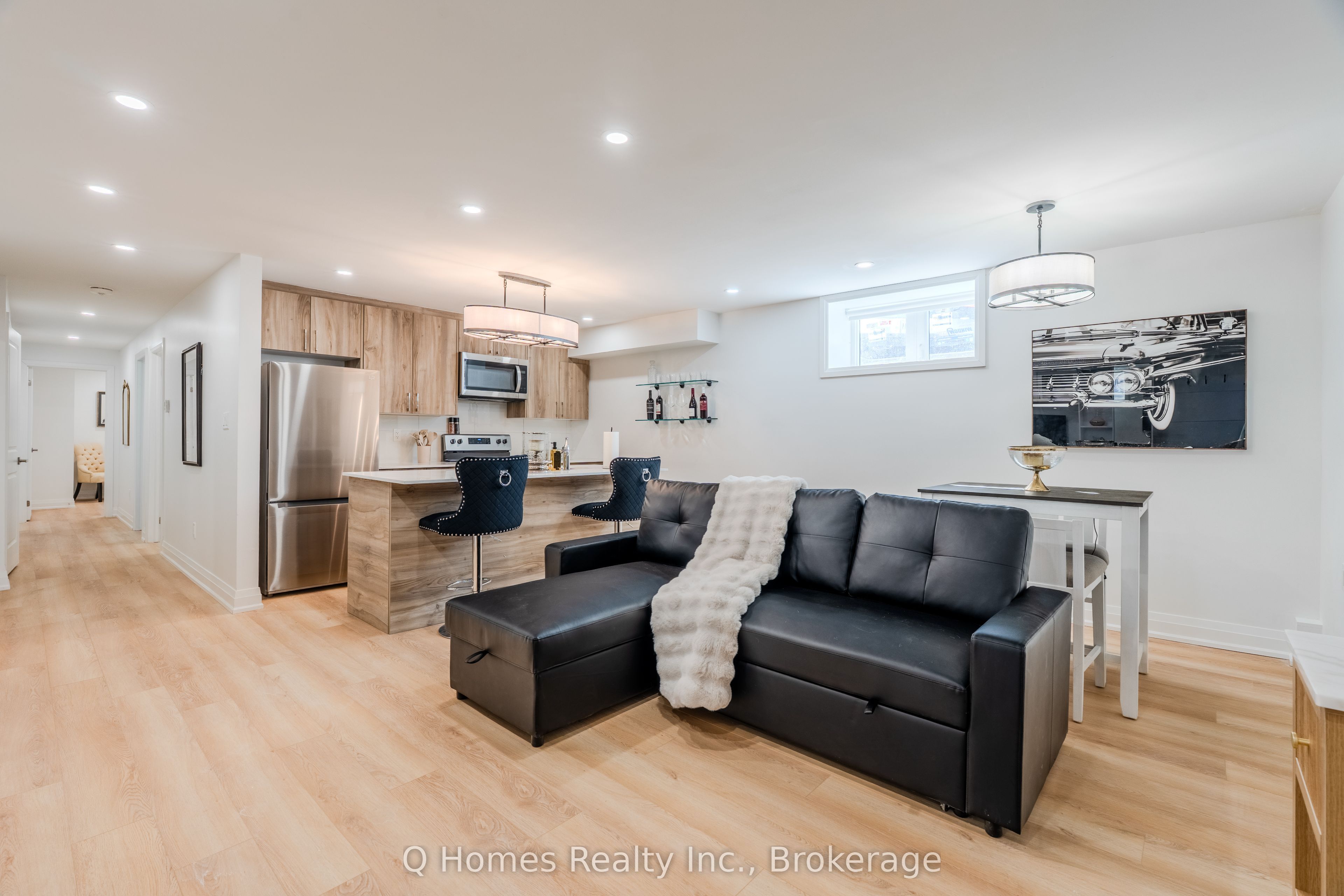 58 Mcnairn Avenue 8, Toronto, ON M5M 2H5 photo 4
