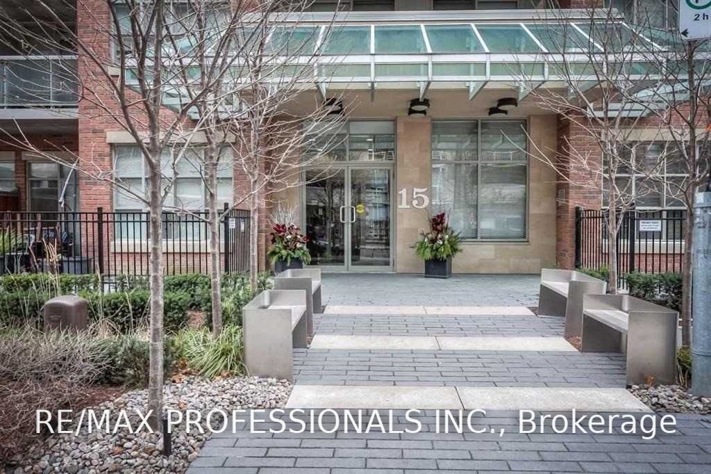 15 Stafford Street 406, Toronto, ON M5V 3X6 photo 2