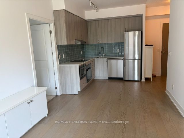7 Kenaston Gardens 229, Toronto, ON M2K 1G7 photo 3