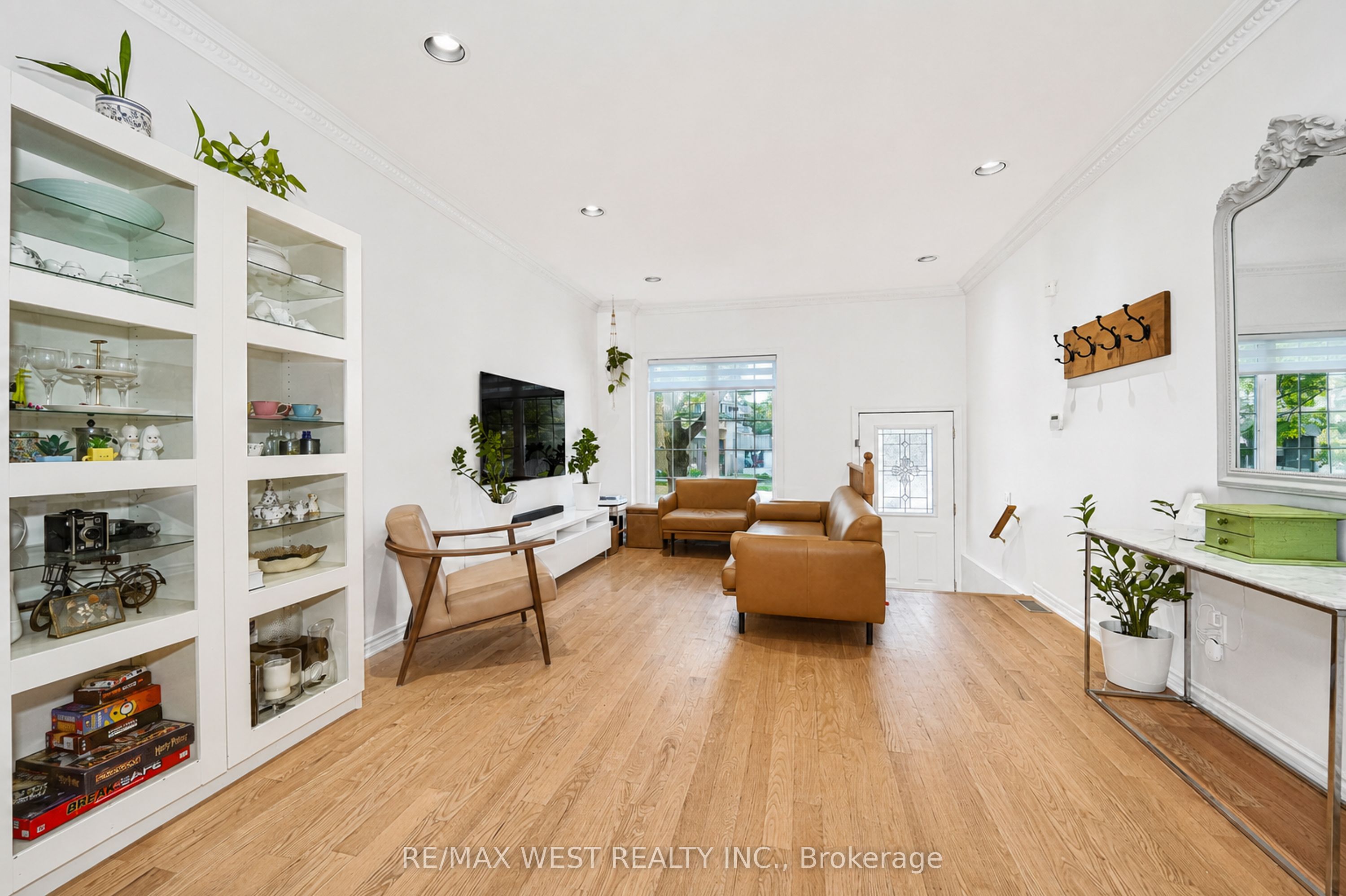 757 Sheppard Avenue W 11, Toronto, ON M3H 2S9 photo 3