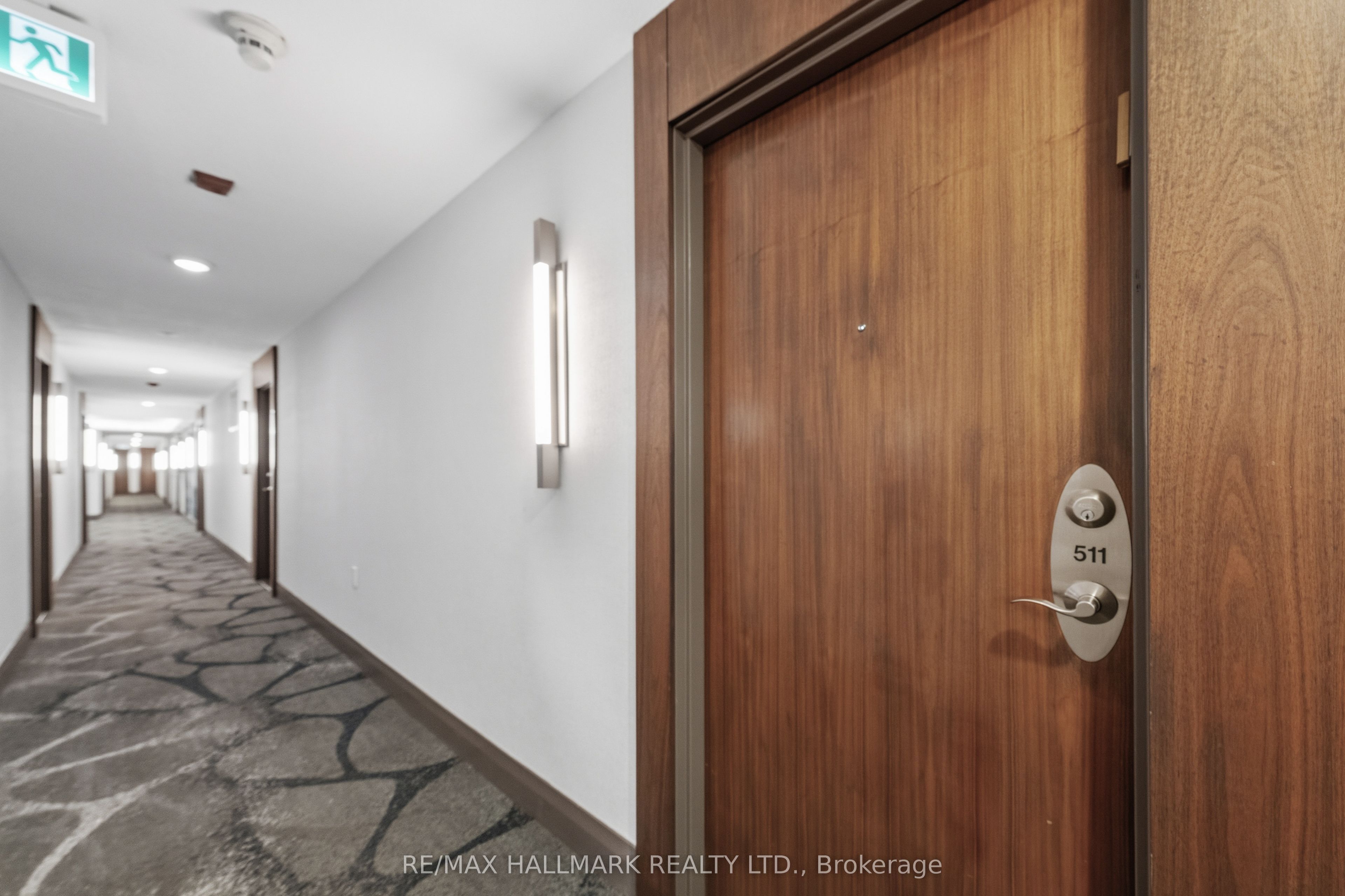 3840 Bathurst Street 511, Toronto, ON M3H 6C6 photo 3