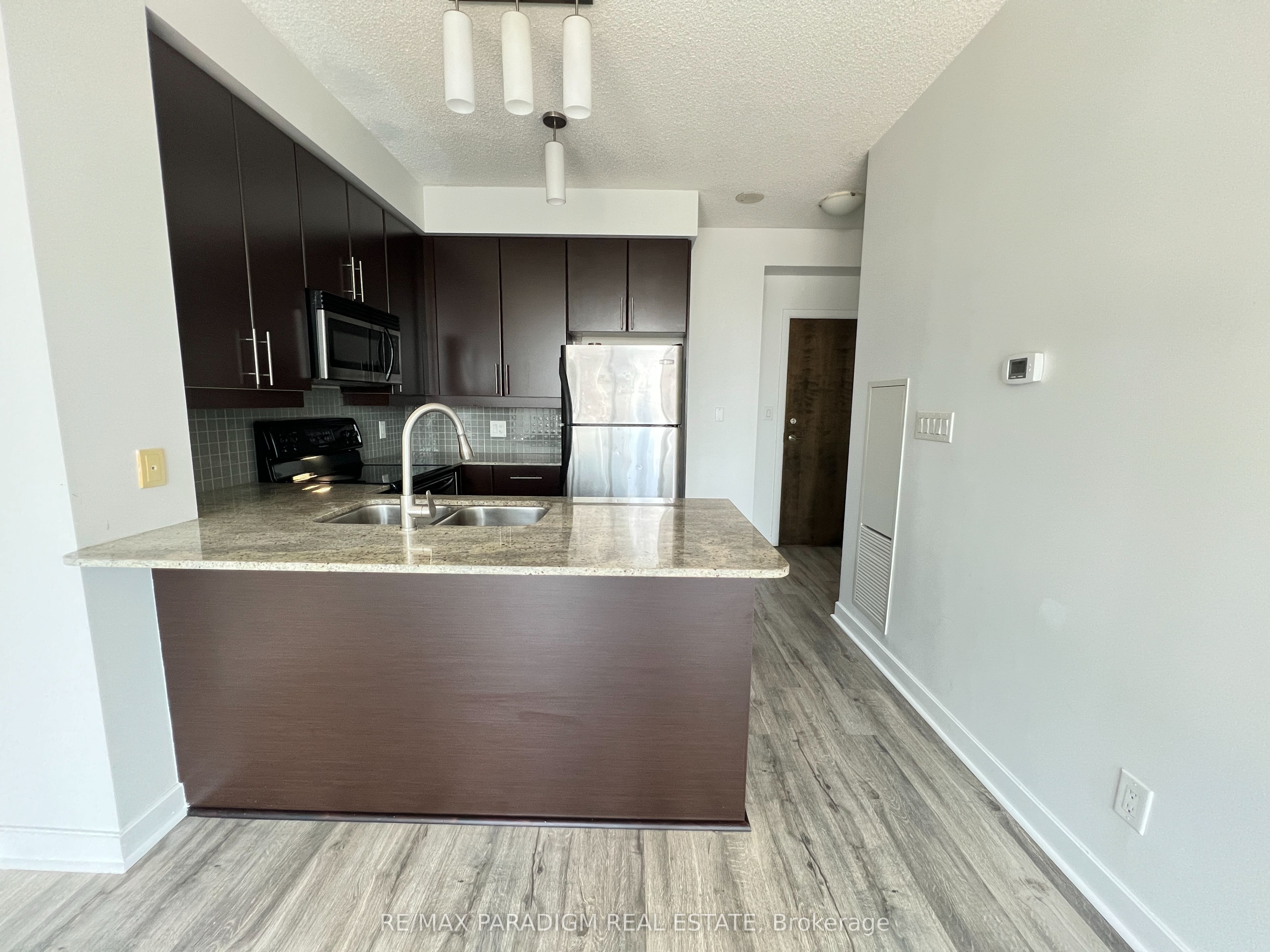 18 Harbour Street 1701, Toronto, ON M5J 2Z6 photo 5