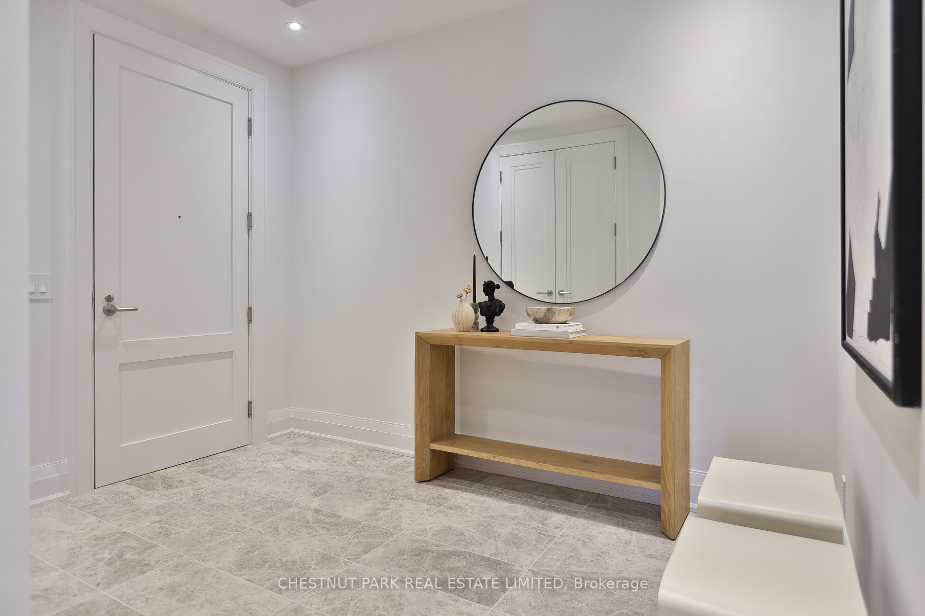 10 Prince Arthur Avenue 404, Toronto, ON M5R 1A9 photo 5
