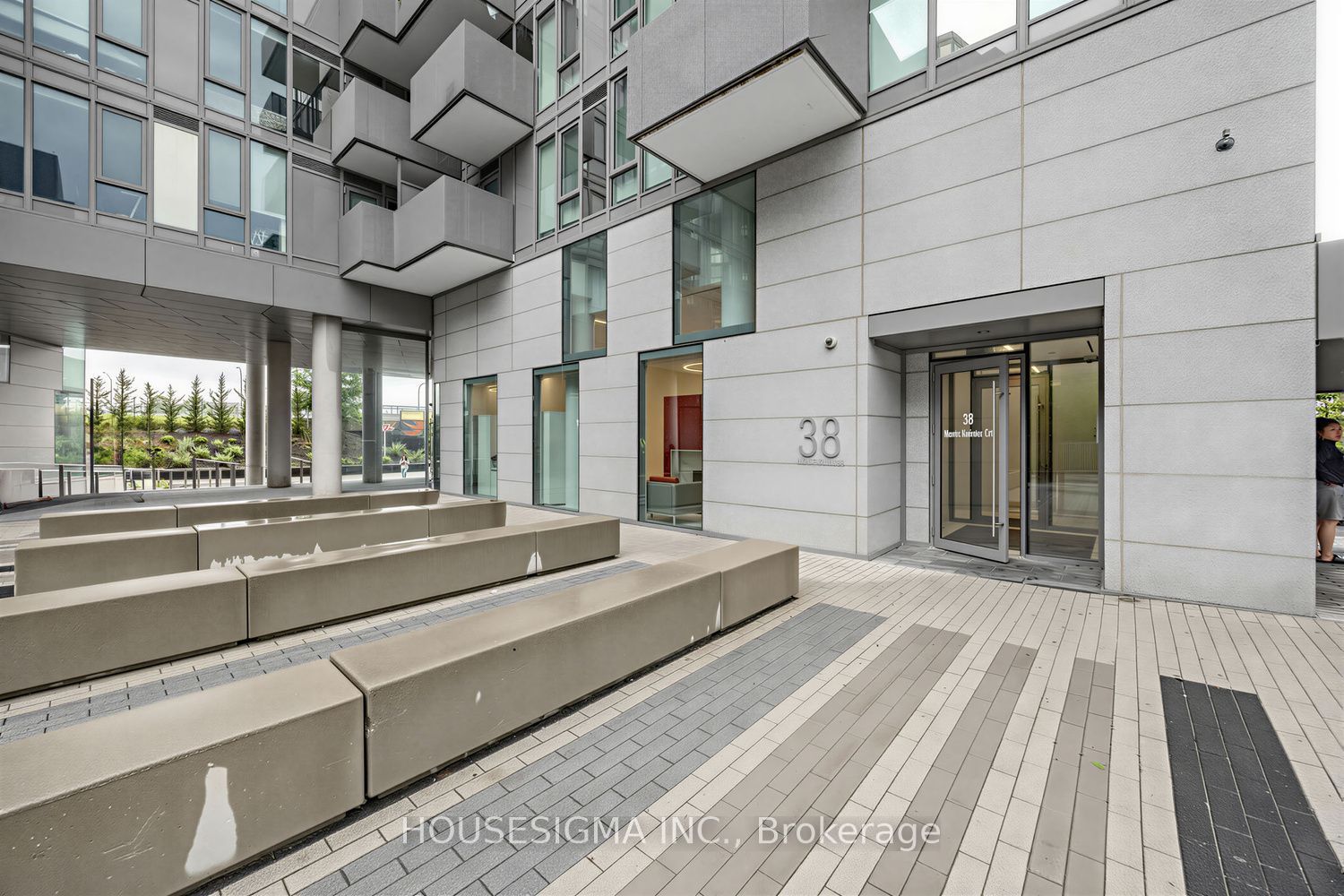 38 Monte Kwinter Court 7, Toronto, ON M3H 0E2