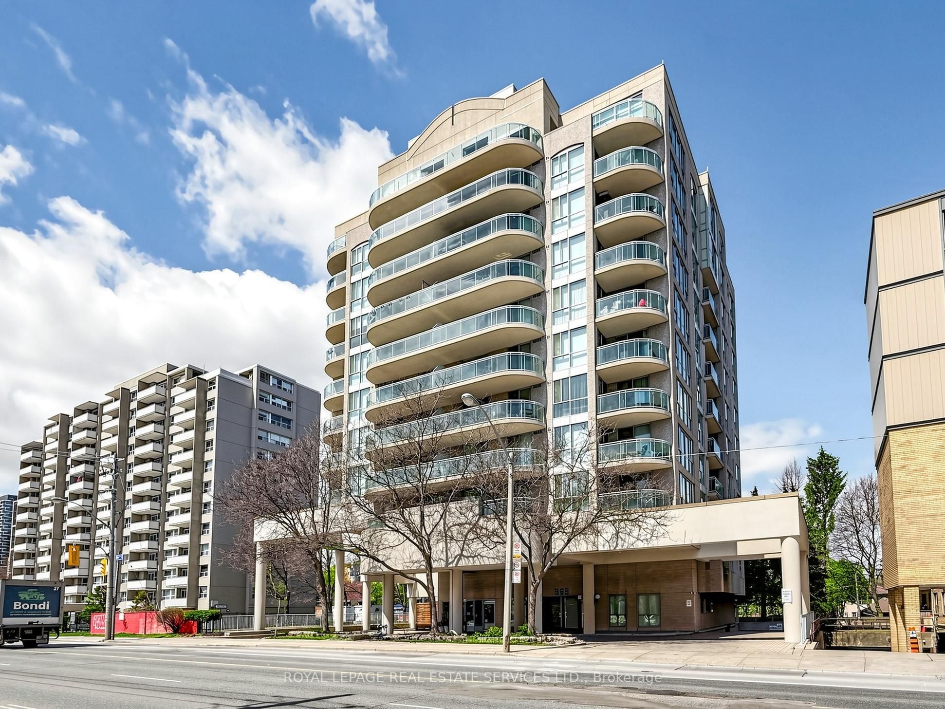 398 Eglinton Avenue 203, Toronto, ON M4P 3H8