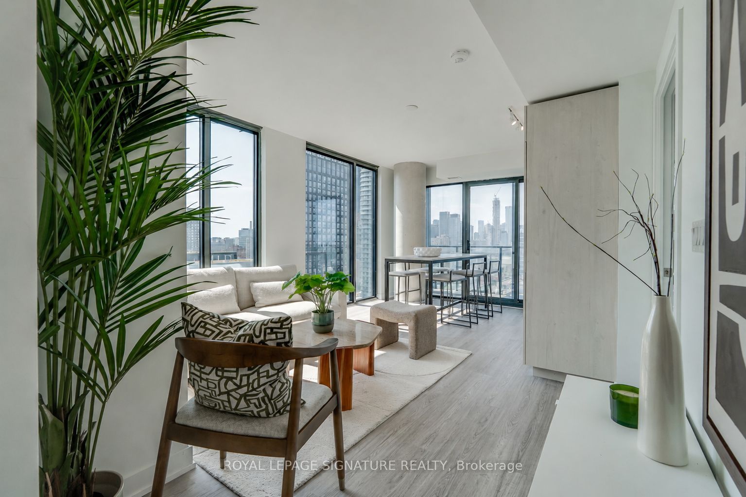 47 Mutual Street 3103, Toronto, ON M5B 0C6 photo 2