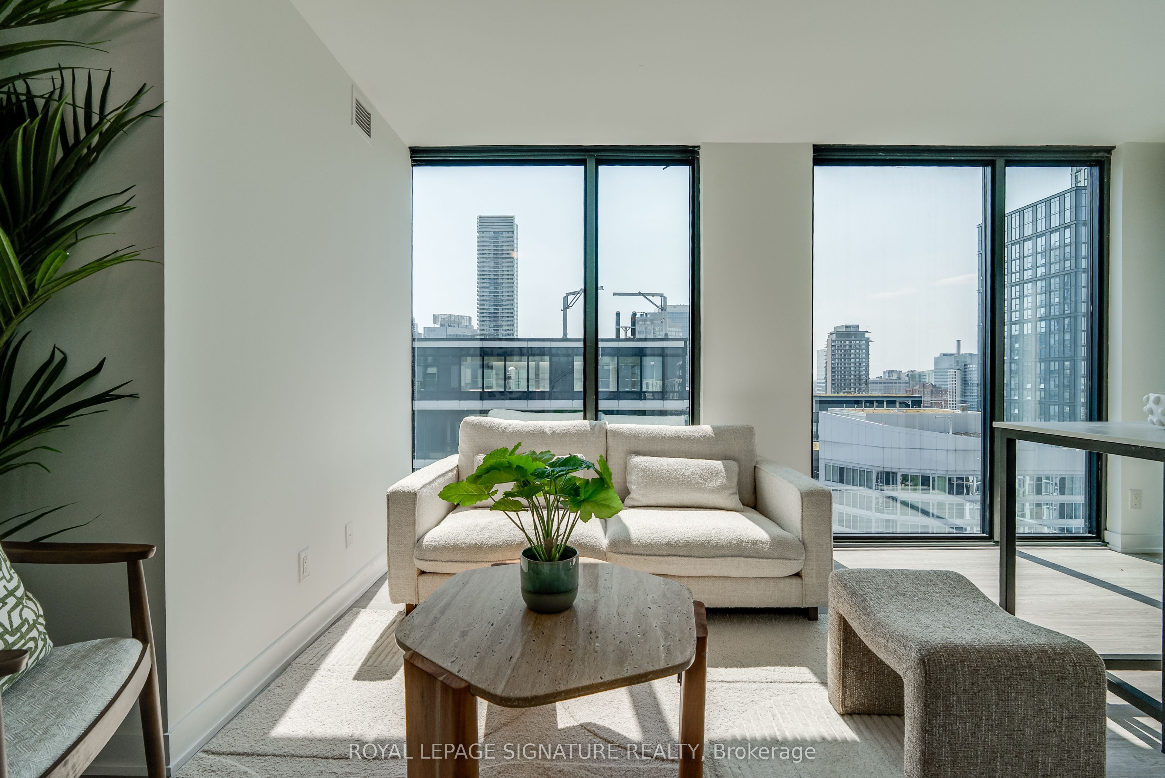 47 Mutual Street 3103, Toronto, ON M5B 0C6 photo 3
