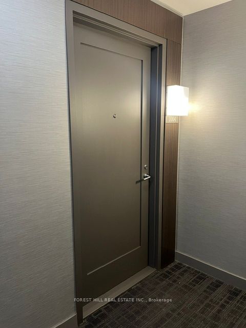 310 Tweedsmuir Avenue 1604, Toronto, ON M5P 2Y2 photo 5