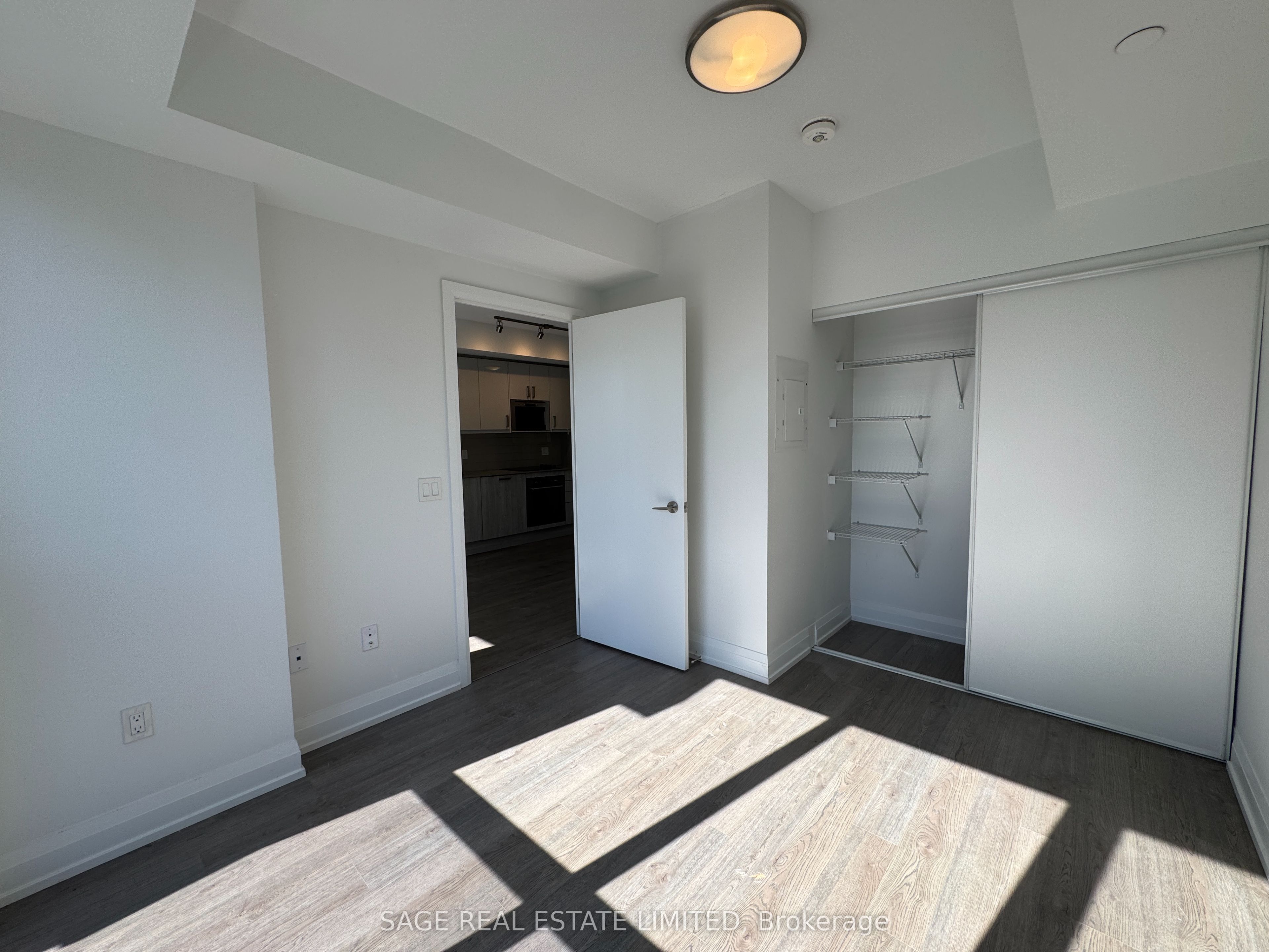 77 Mutual Street 3206, Toronto, ON M5B 0B9