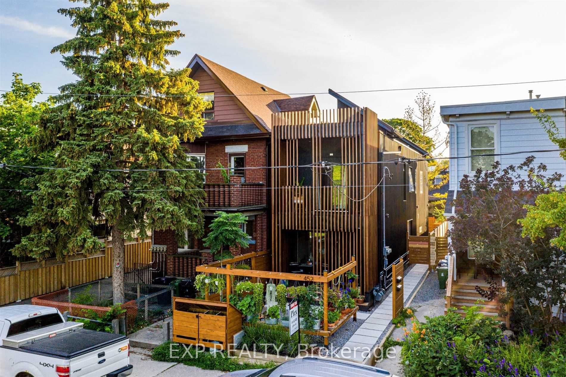 452 Montrose Avenue, Toronto, ON M6G 3H1 photo 5