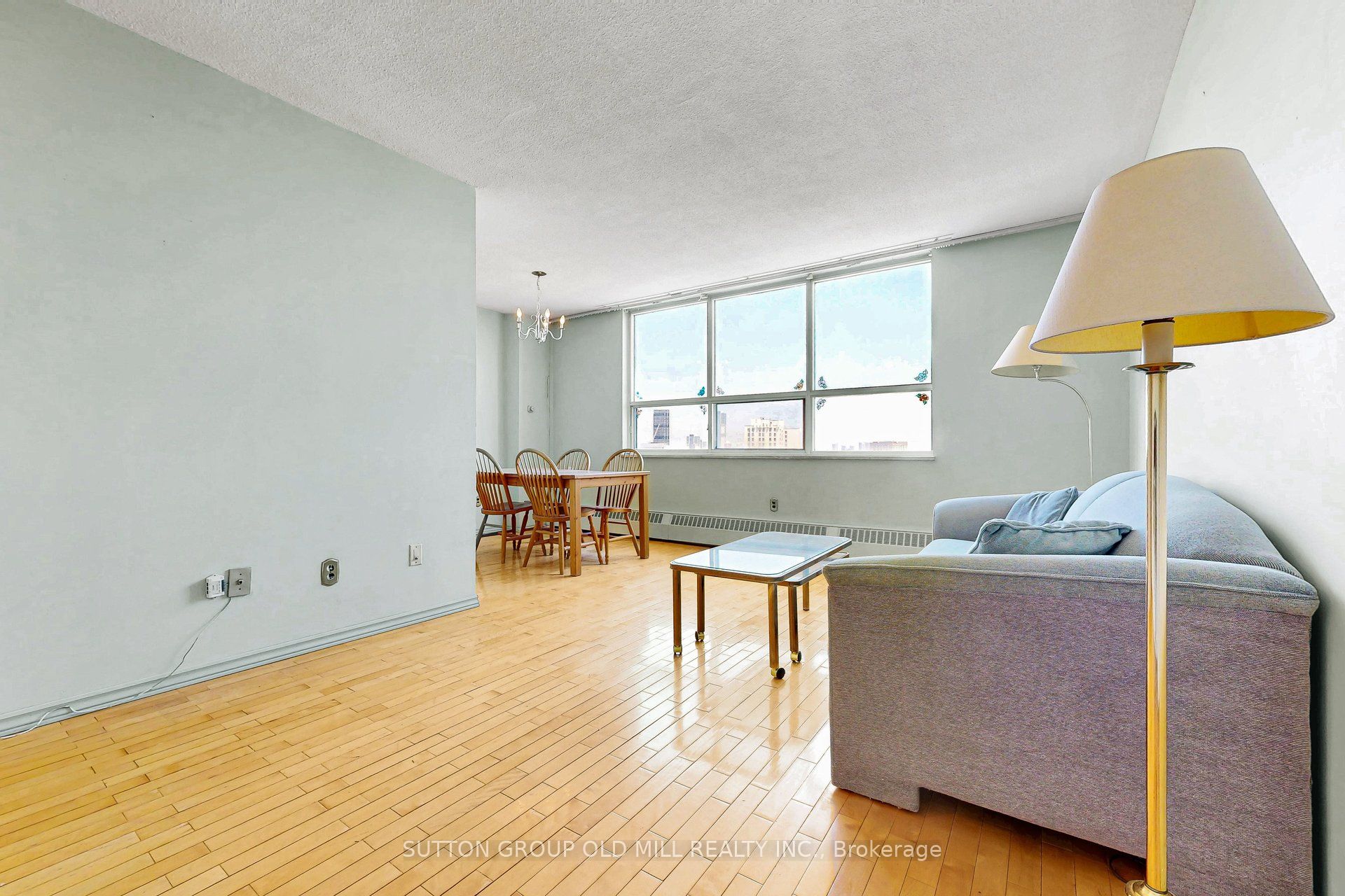 5 Parkway Forest Drive, Toronto, ON M2J 1L2 photo 4