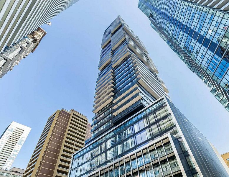 55 CHARLES Street E 3403, Toronto, ON M4Y 0J1