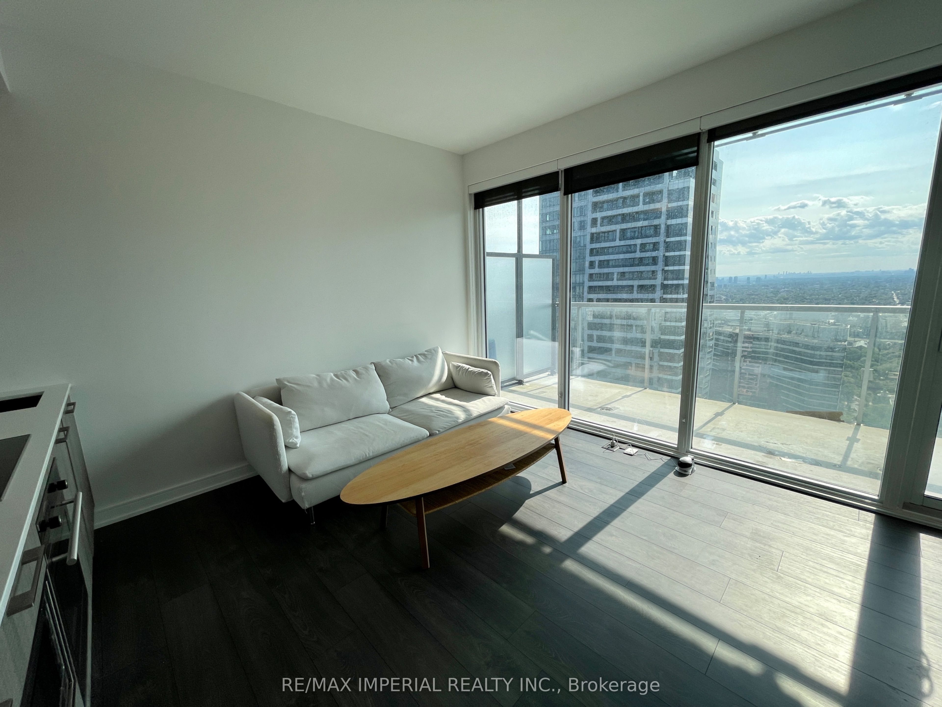 3 Gloucester Street 4706, Toronto, ON M4Y 0C6 photo 3