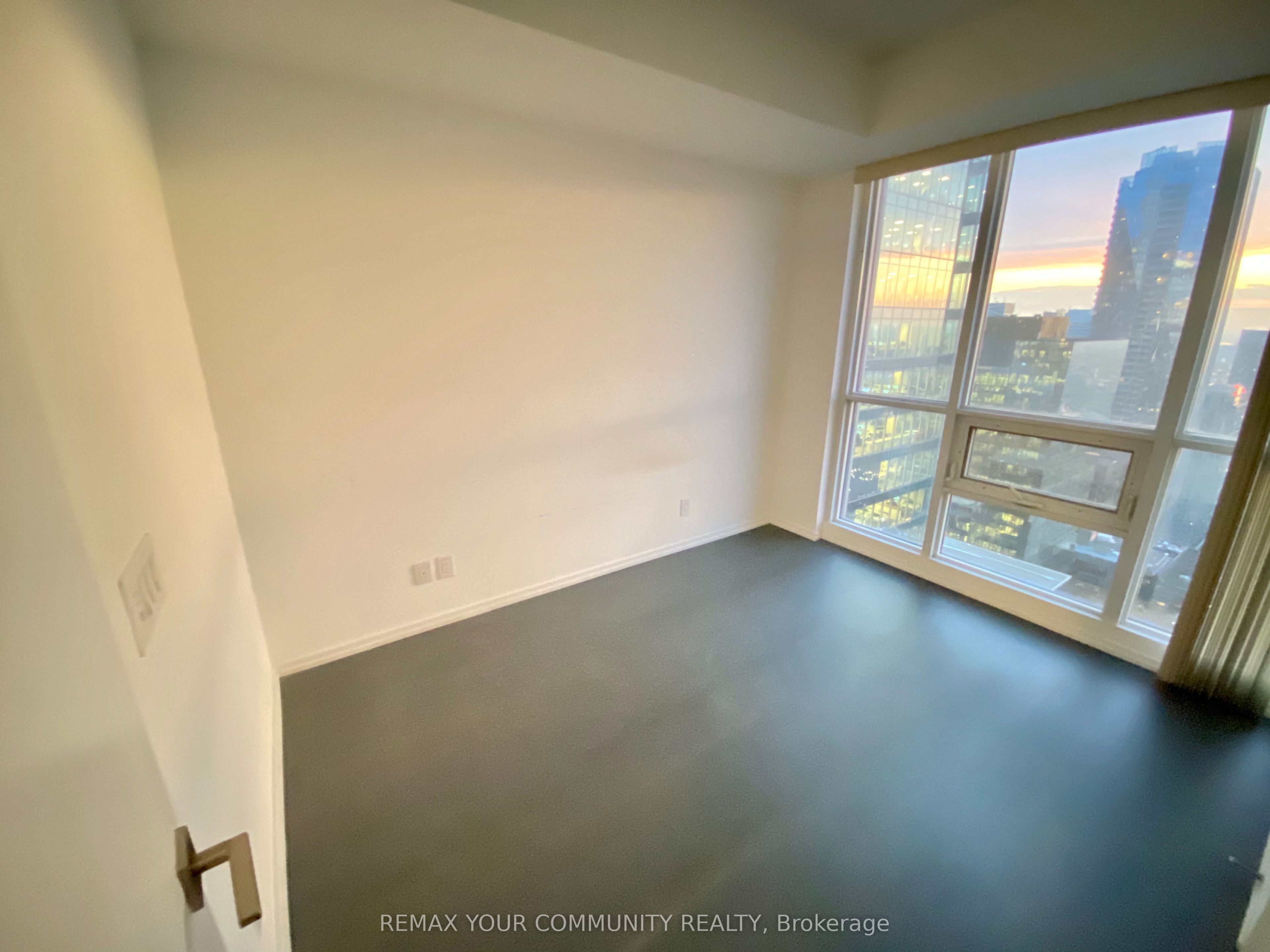 70 Temperance Street 4715, Toronto, ON M5H 4E8 photo 5