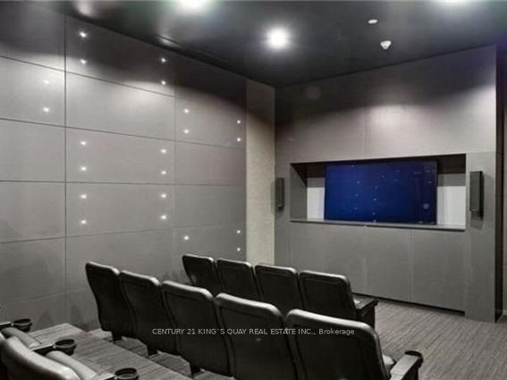 15 Grenville Street 3708, Toronto, ON M4Y 1A1 photo 5