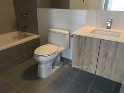 28 Wellesley Street E 602, Toronto, ON M4Y 0C4 photo 5