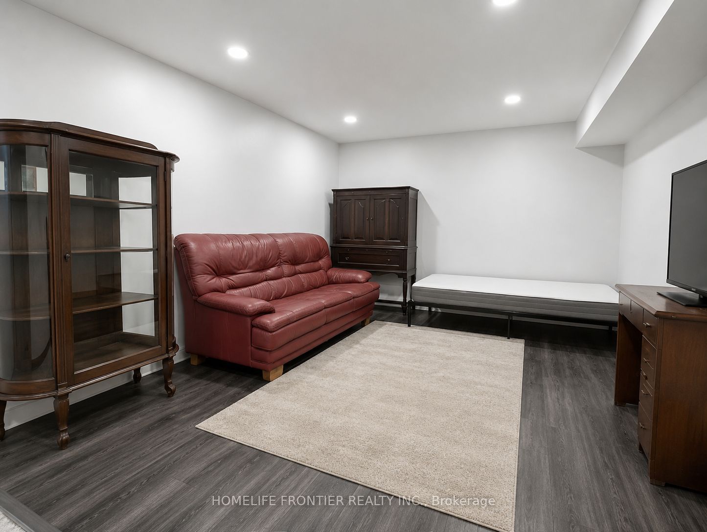 49 Red Robin Way 5, Toronto, ON M2R 3K6 photo 5